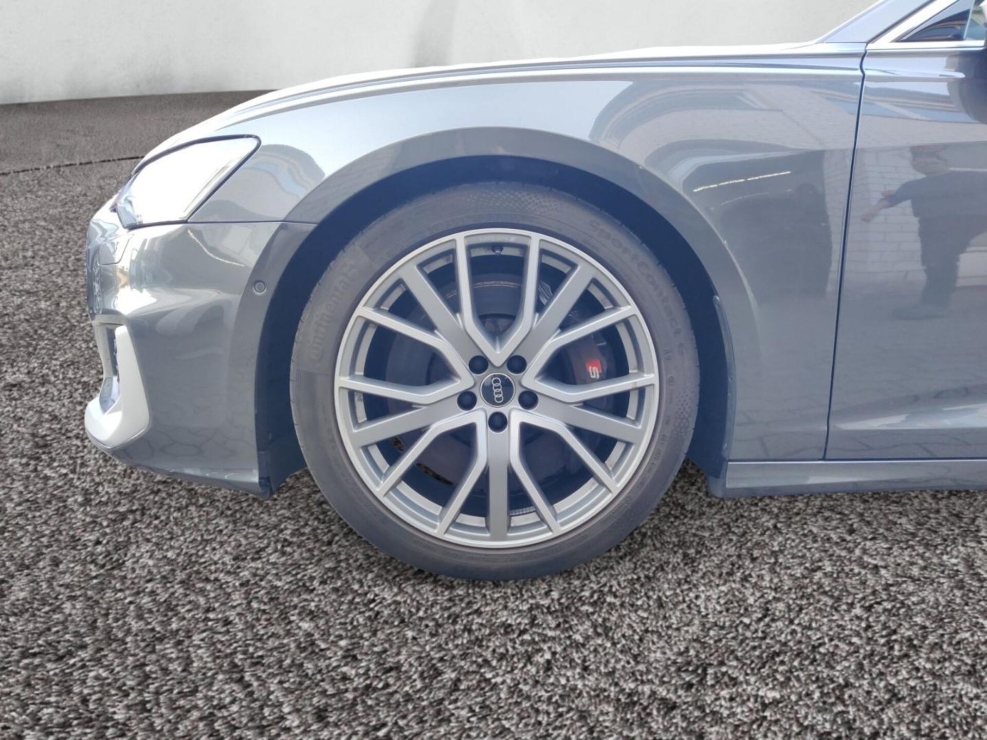Audi S6 Avant