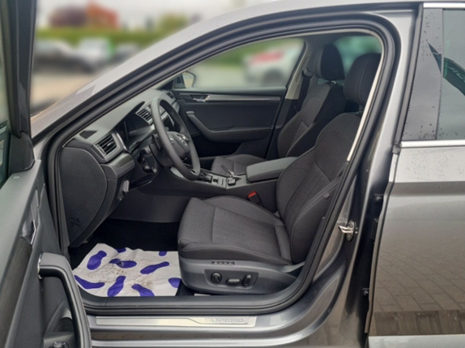 Škoda Superb Combi – Bild 9