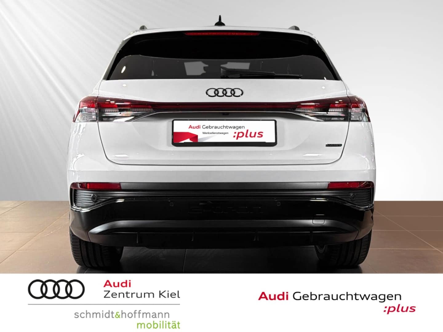 Bild über Audi Q4 e-tron 45 e-tron quattro - für weitere Informationen kontaktieren Sie den Audi Partner