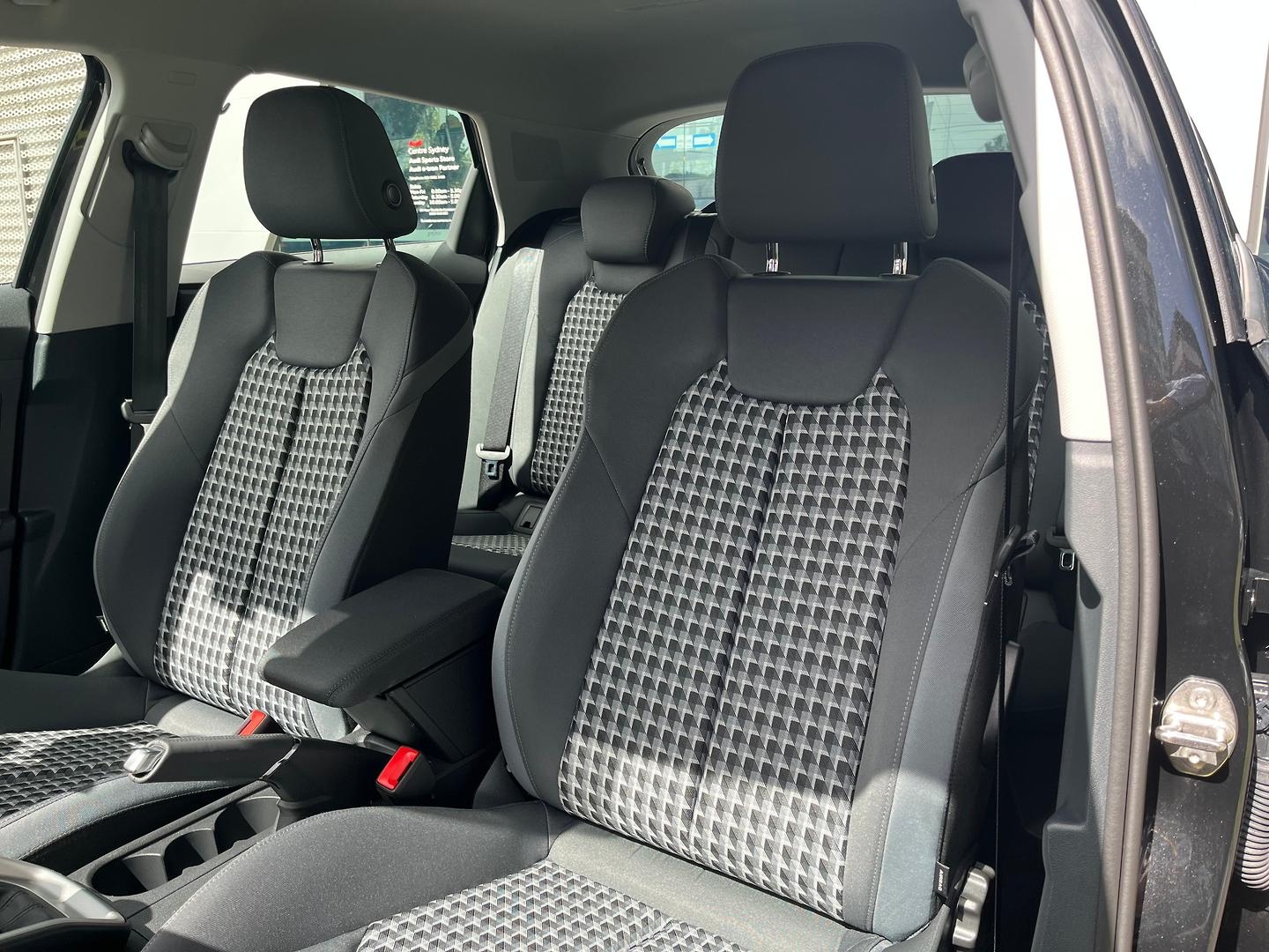 Image about Audi A1 Sportback S line 40 TFSI S tronic