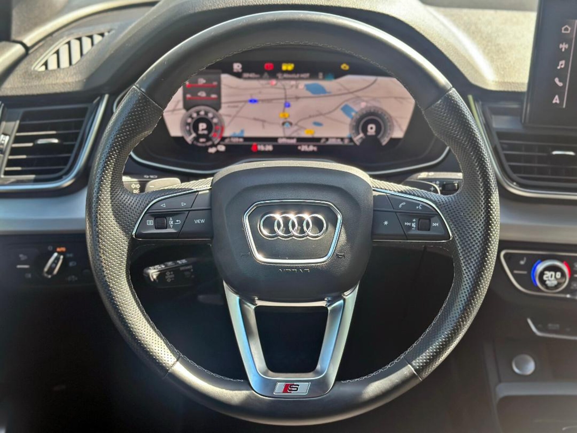 Audi Q5 TFSI e S line