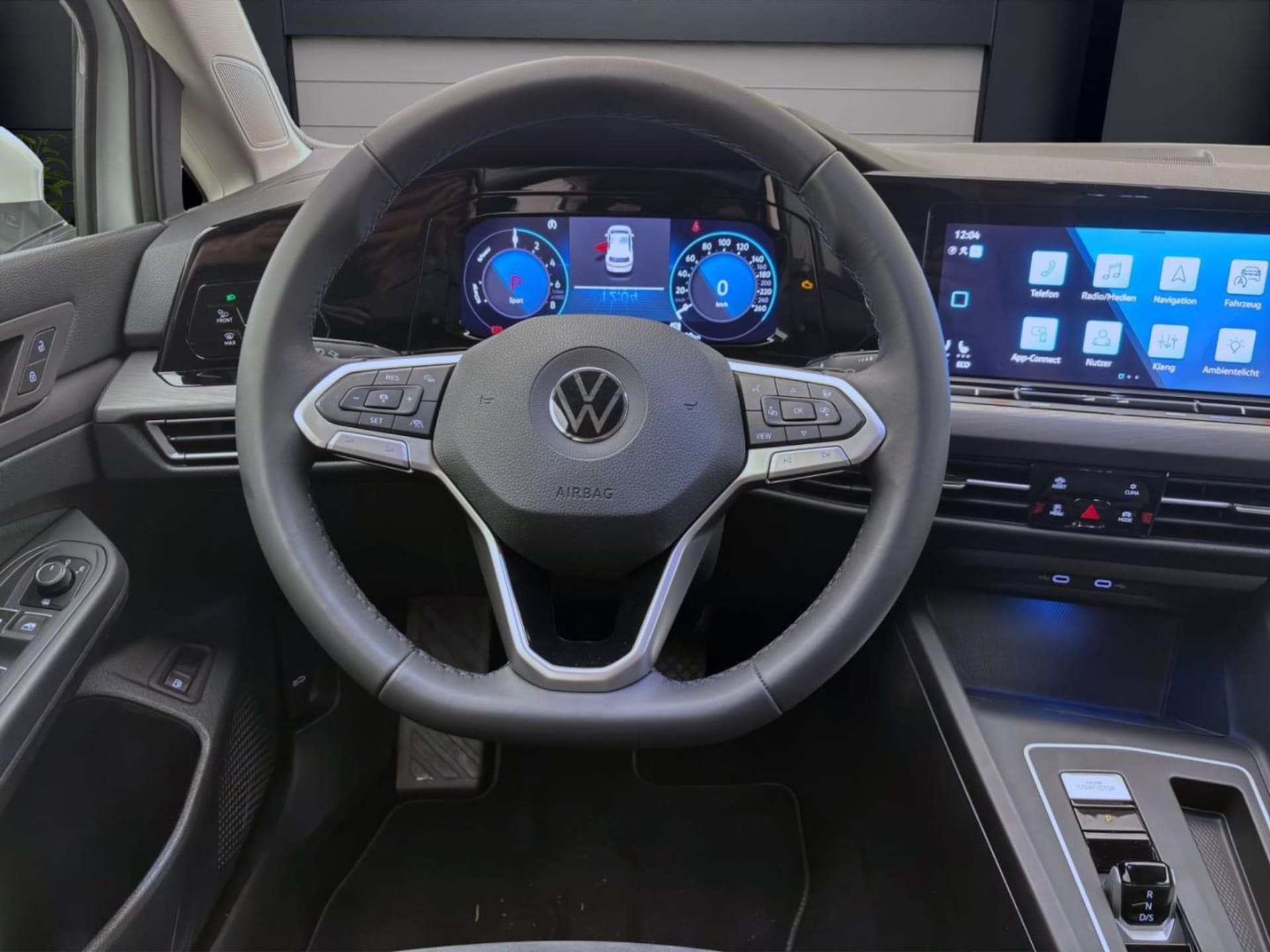 Volkswagen Golf Style