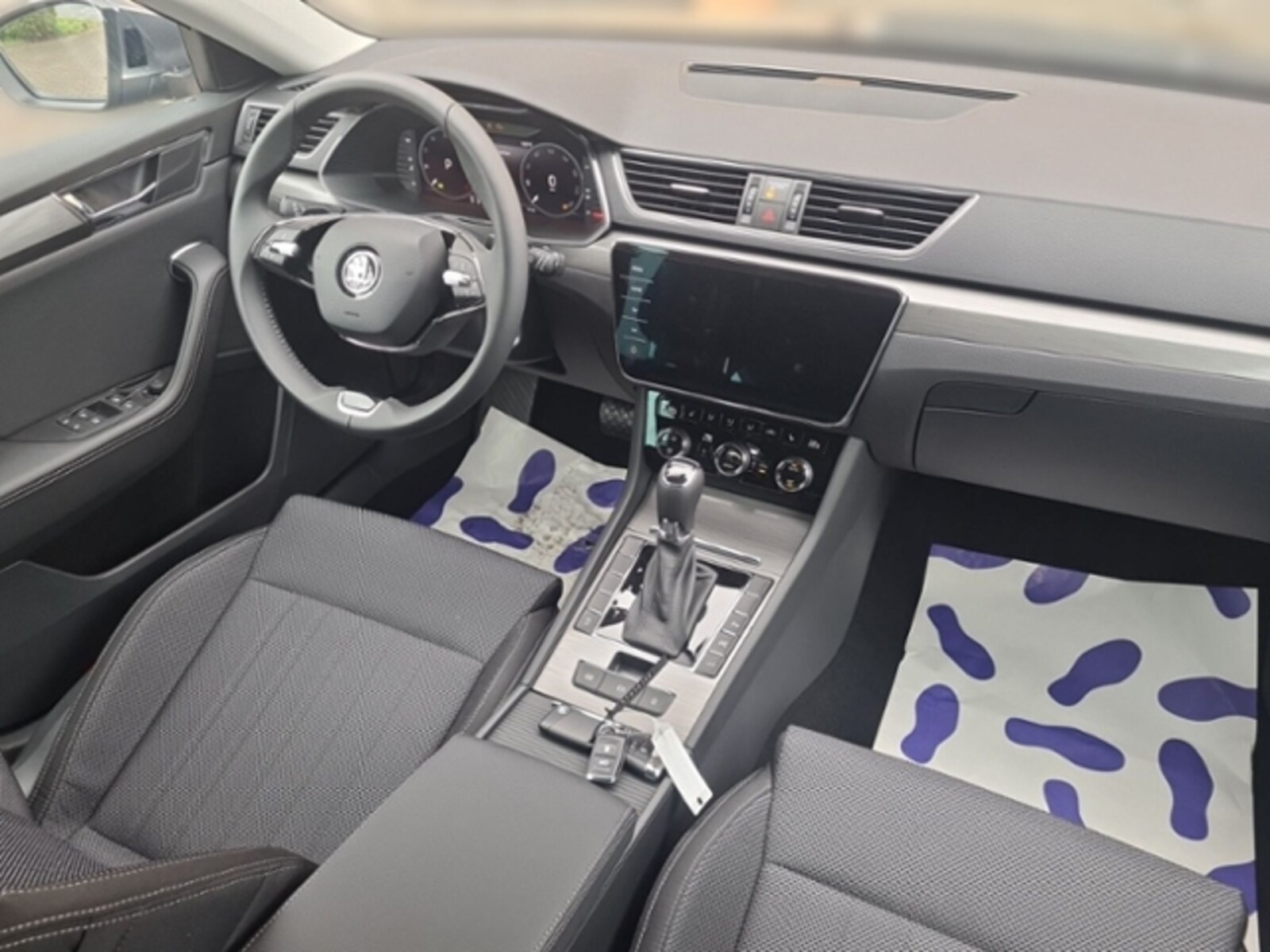 Škoda Superb Combi – Bild 11