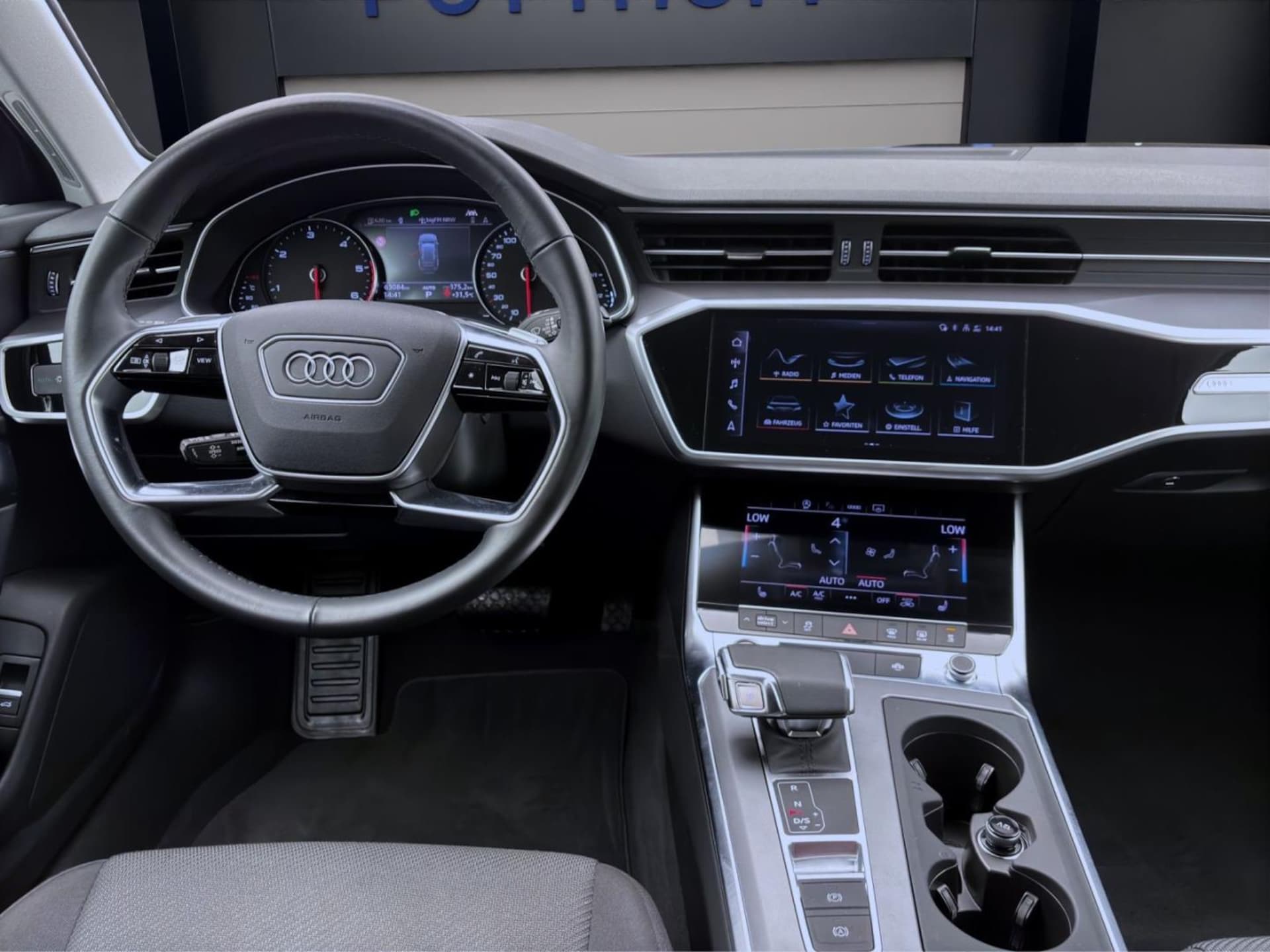 Audi A6 Avant