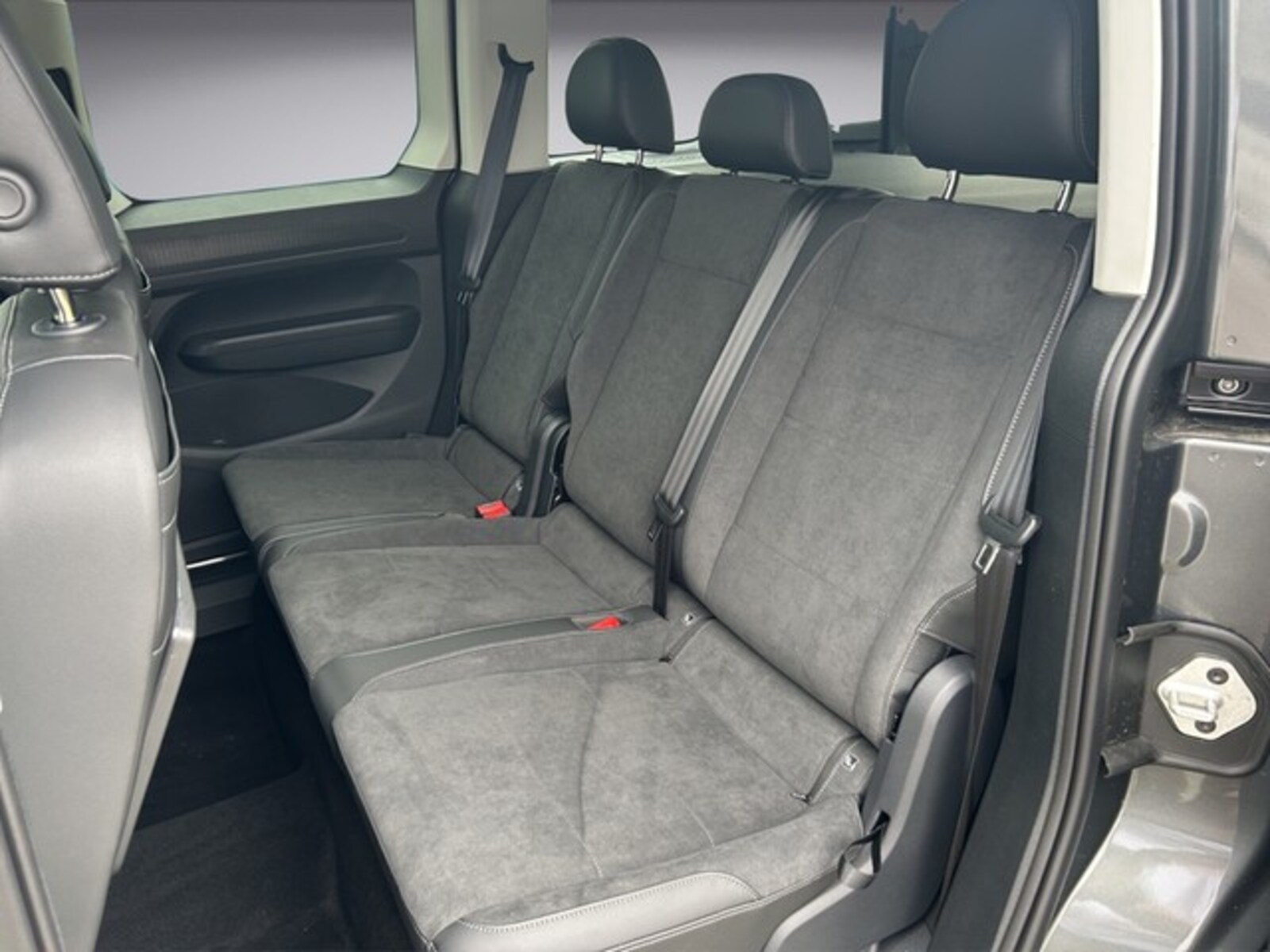 Volkswagen Caddy – Bild 10