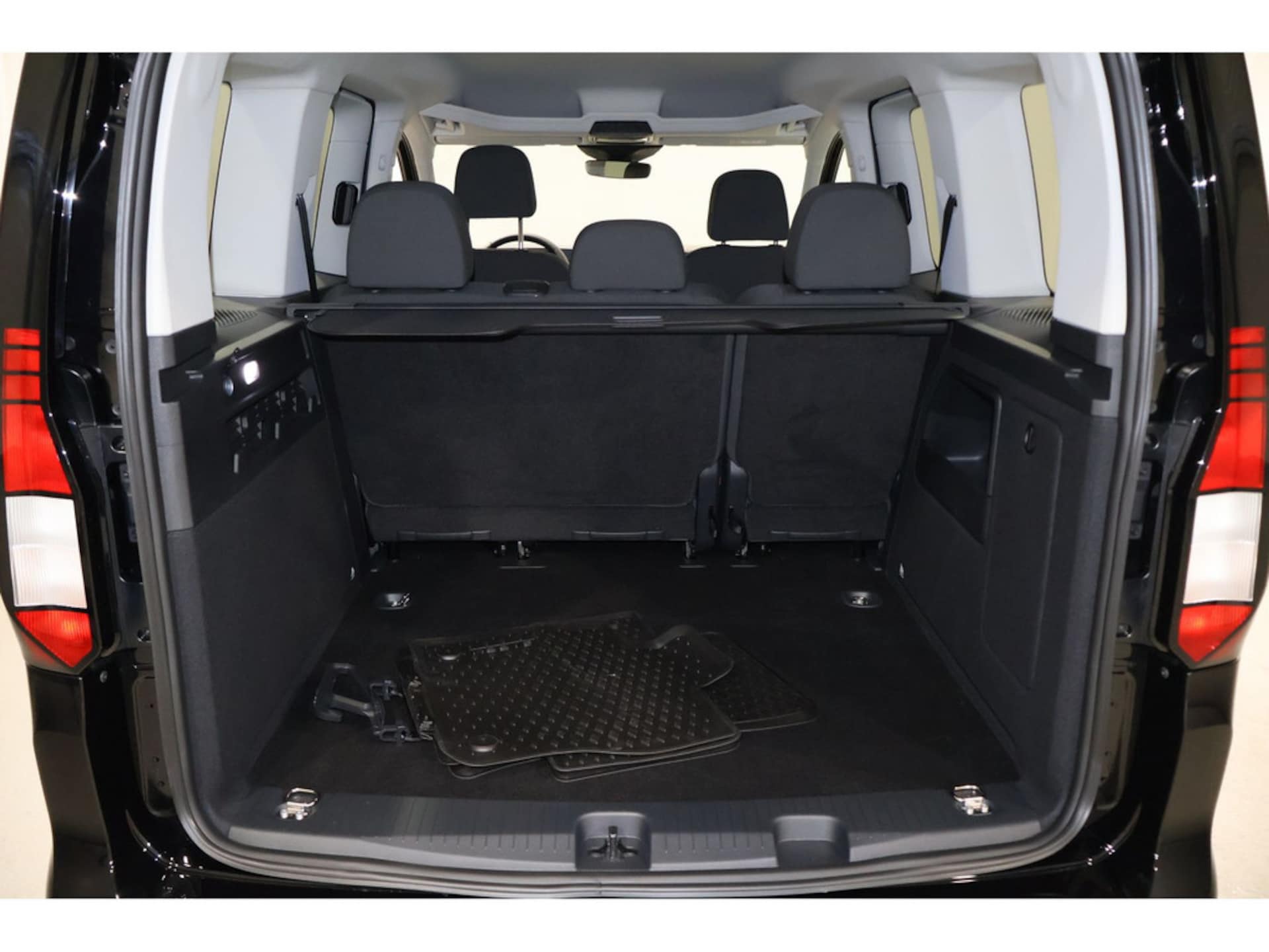 Volkswagen Caddy Basis-Modell