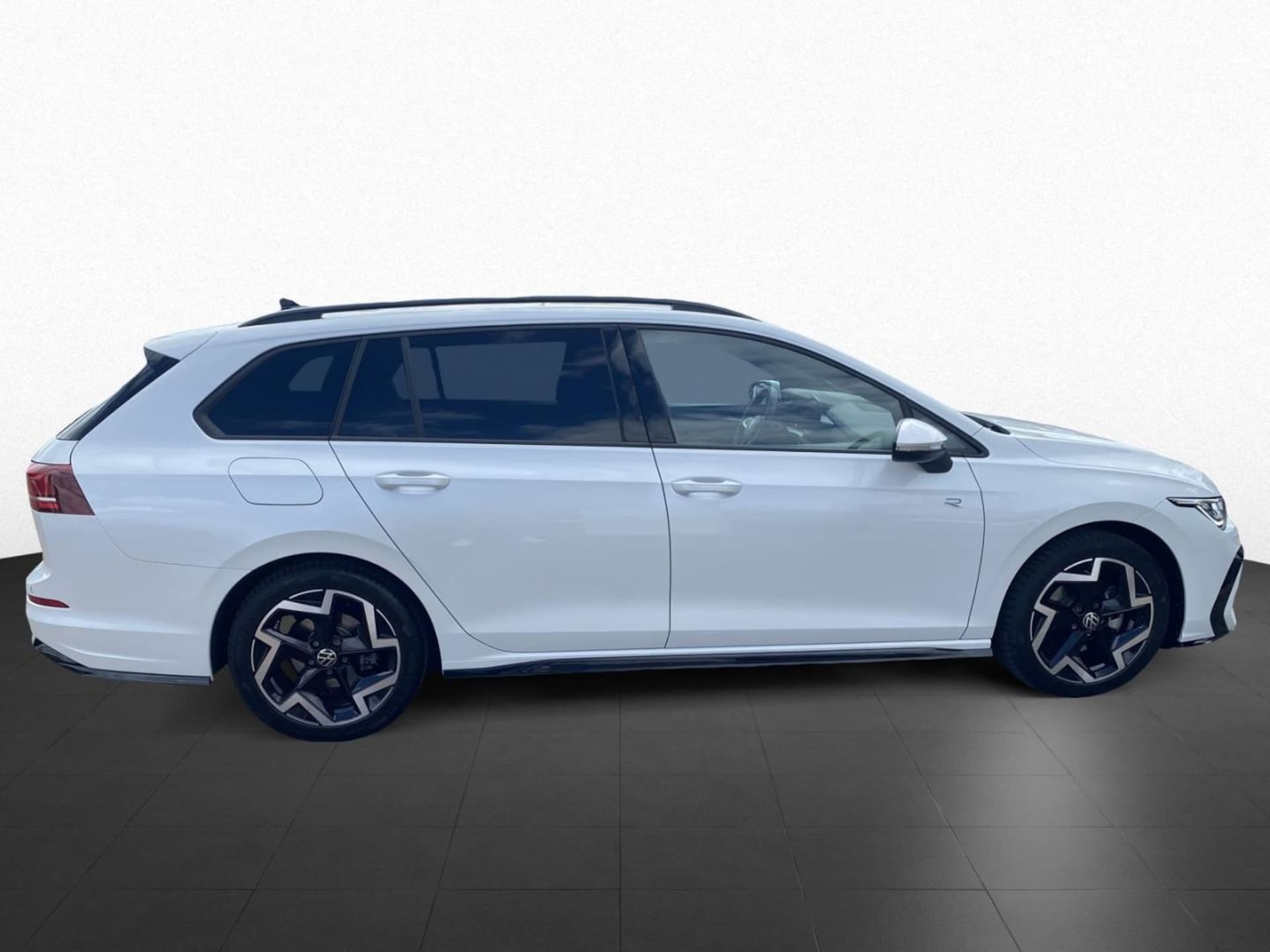 Volkswagen Golf Variant R-Line