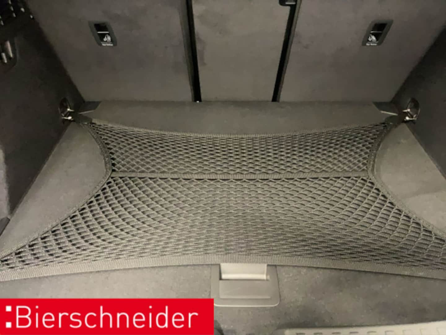 Bild über Audi RS 3 Sportback TFSI quattro 294 kW S tronic - für weitere Informationen kontaktieren Sie den Audi Partner