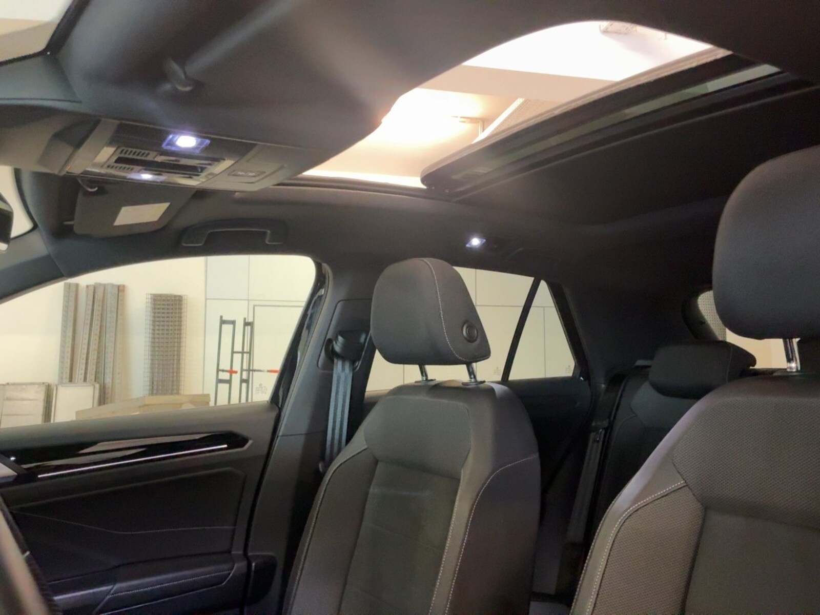 Volkswagen T-Roc – Bild 15