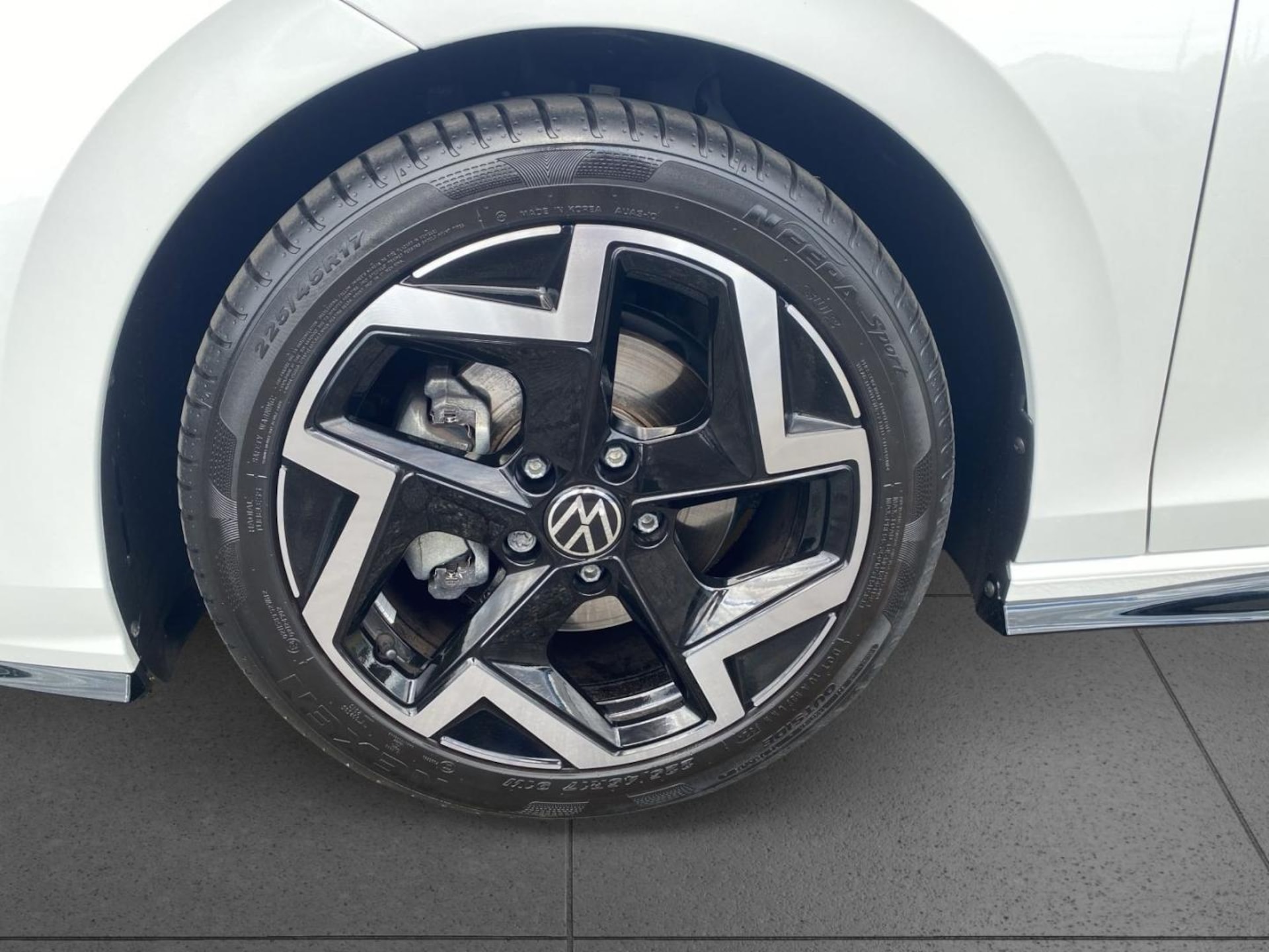 Volkswagen Golf Variant R-Line