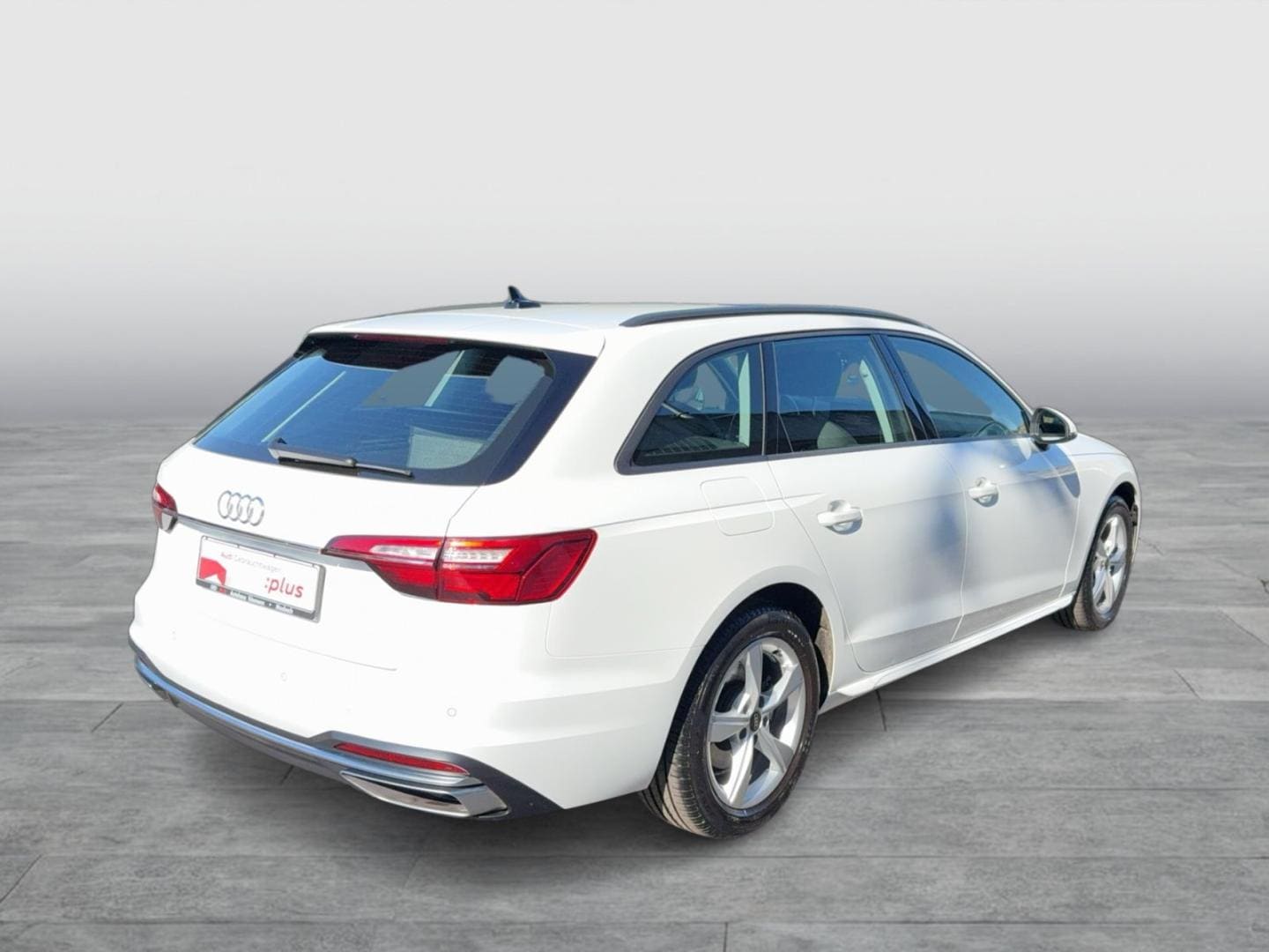 Bild über Audi A4 Avant advanced 35 TFSI Schaltgetriebe - für weitere Informationen kontaktieren Sie den Audi Partner