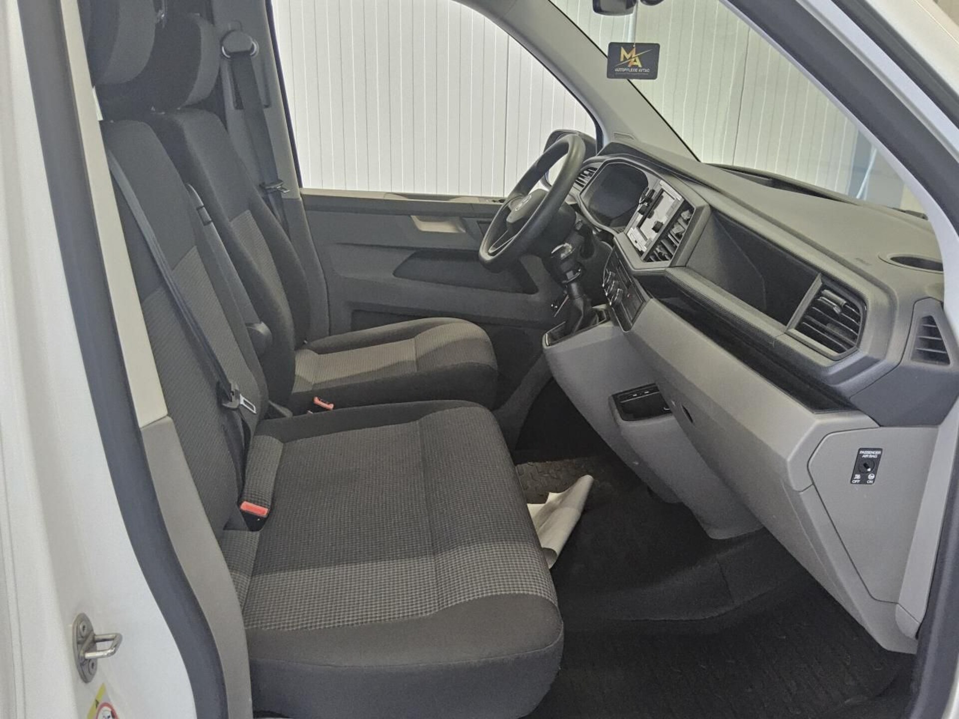 Volkswagen T6.1 Transporter Kasten kurzer Radstand
