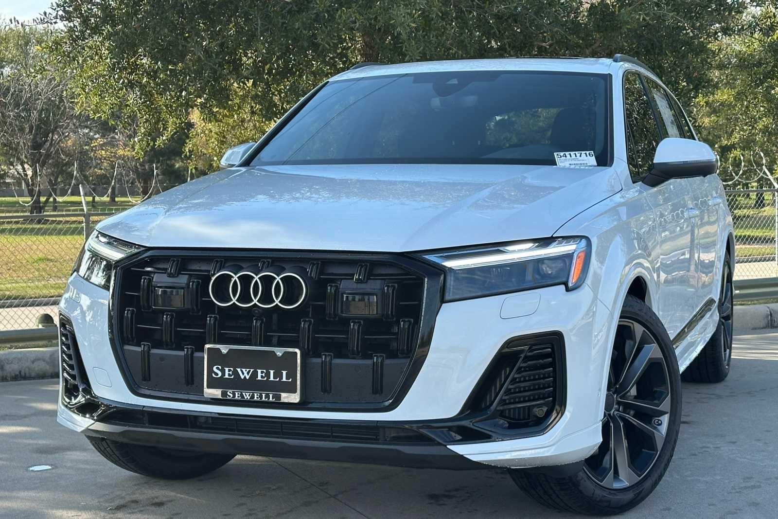 2026 Audi Q7 55 Premium Plus quattro Tiptronic's photo