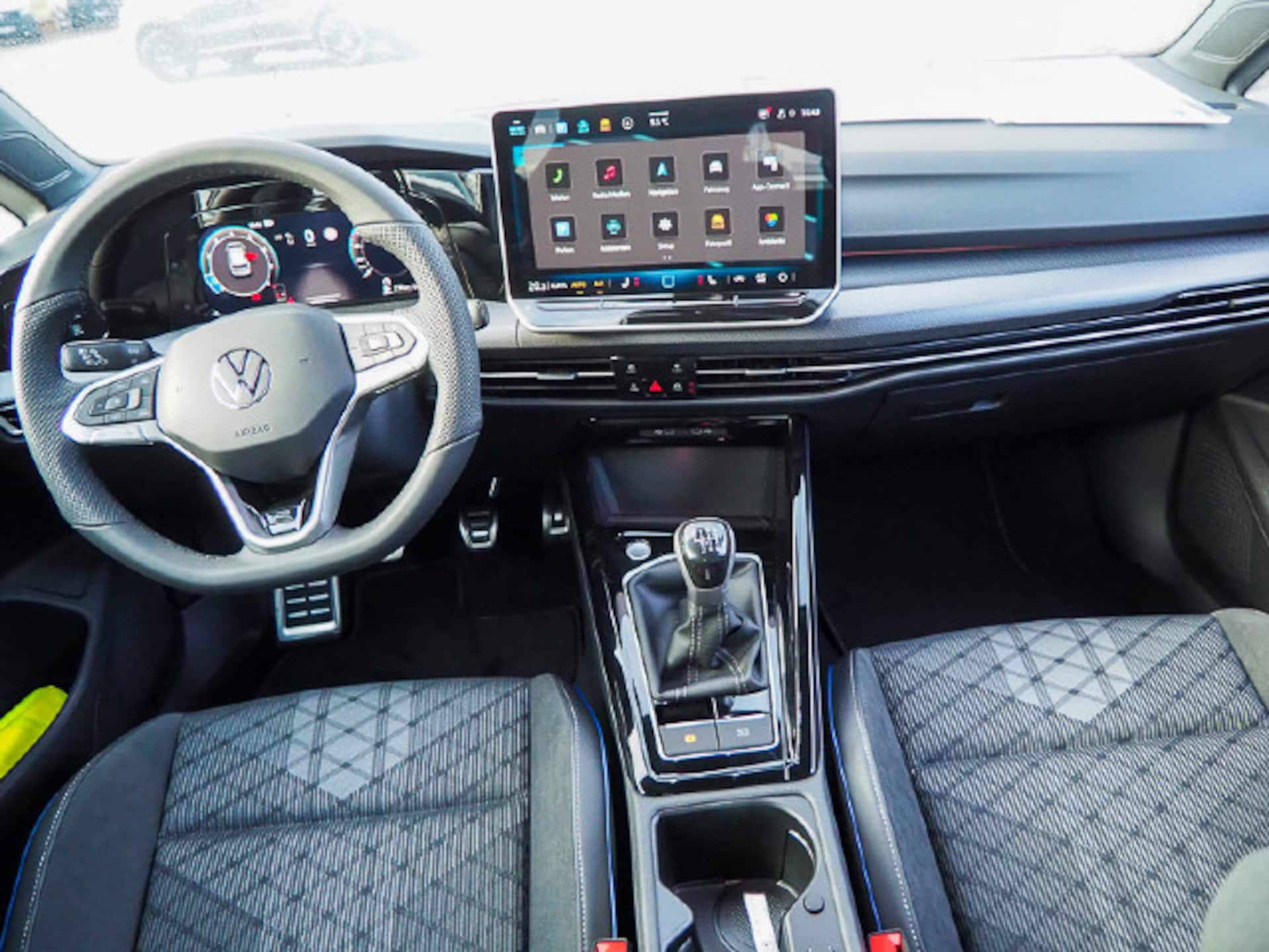 Volkswagen Golf R-Line