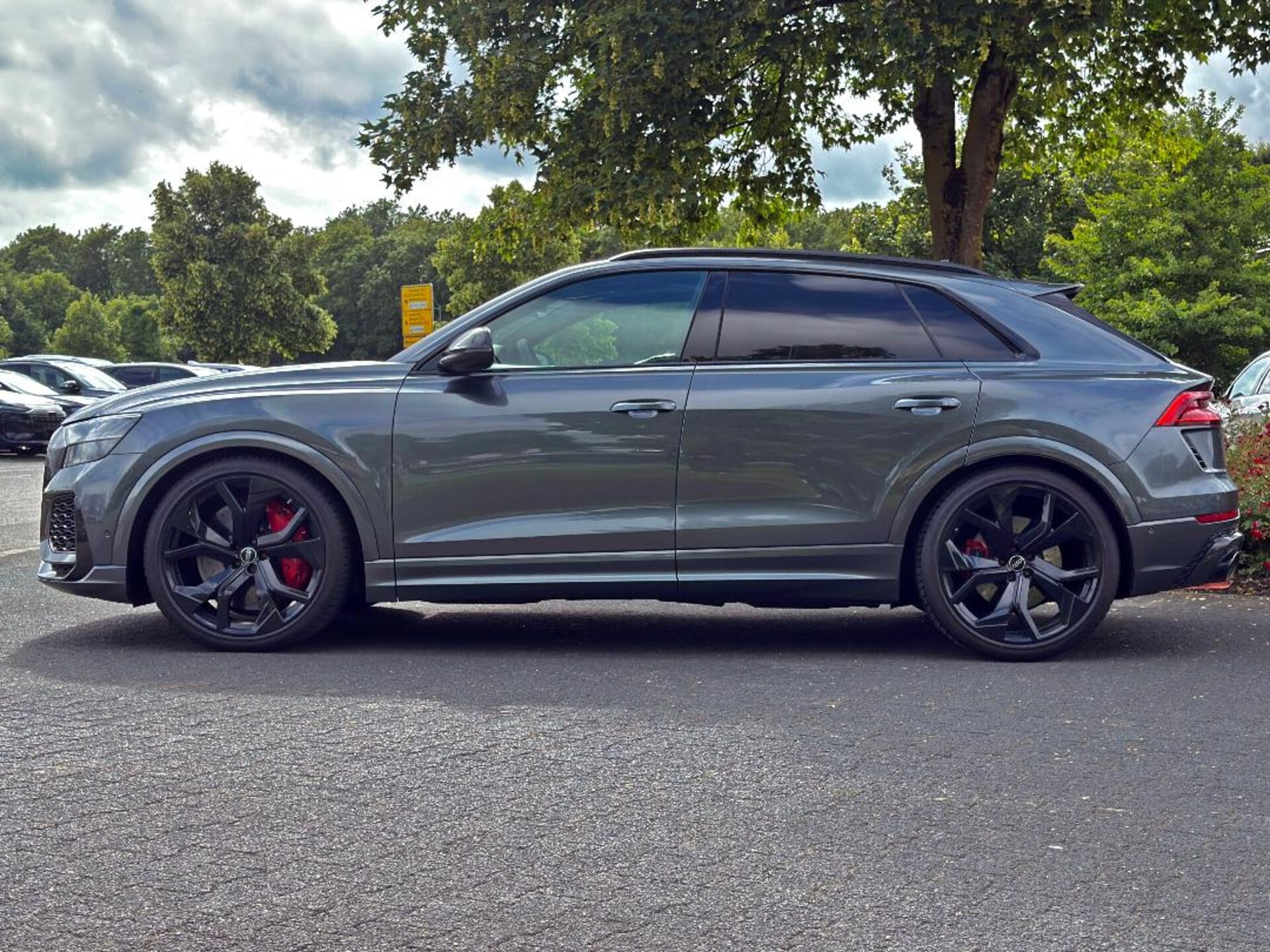Audi RS Q8 SUV