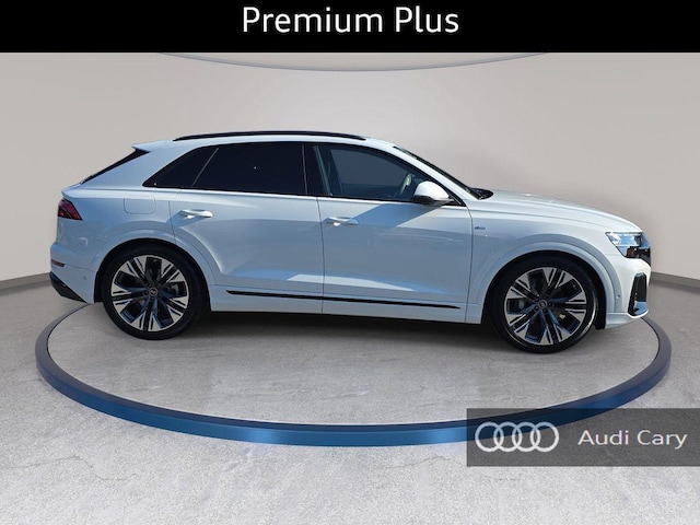 2026 Audi Q8