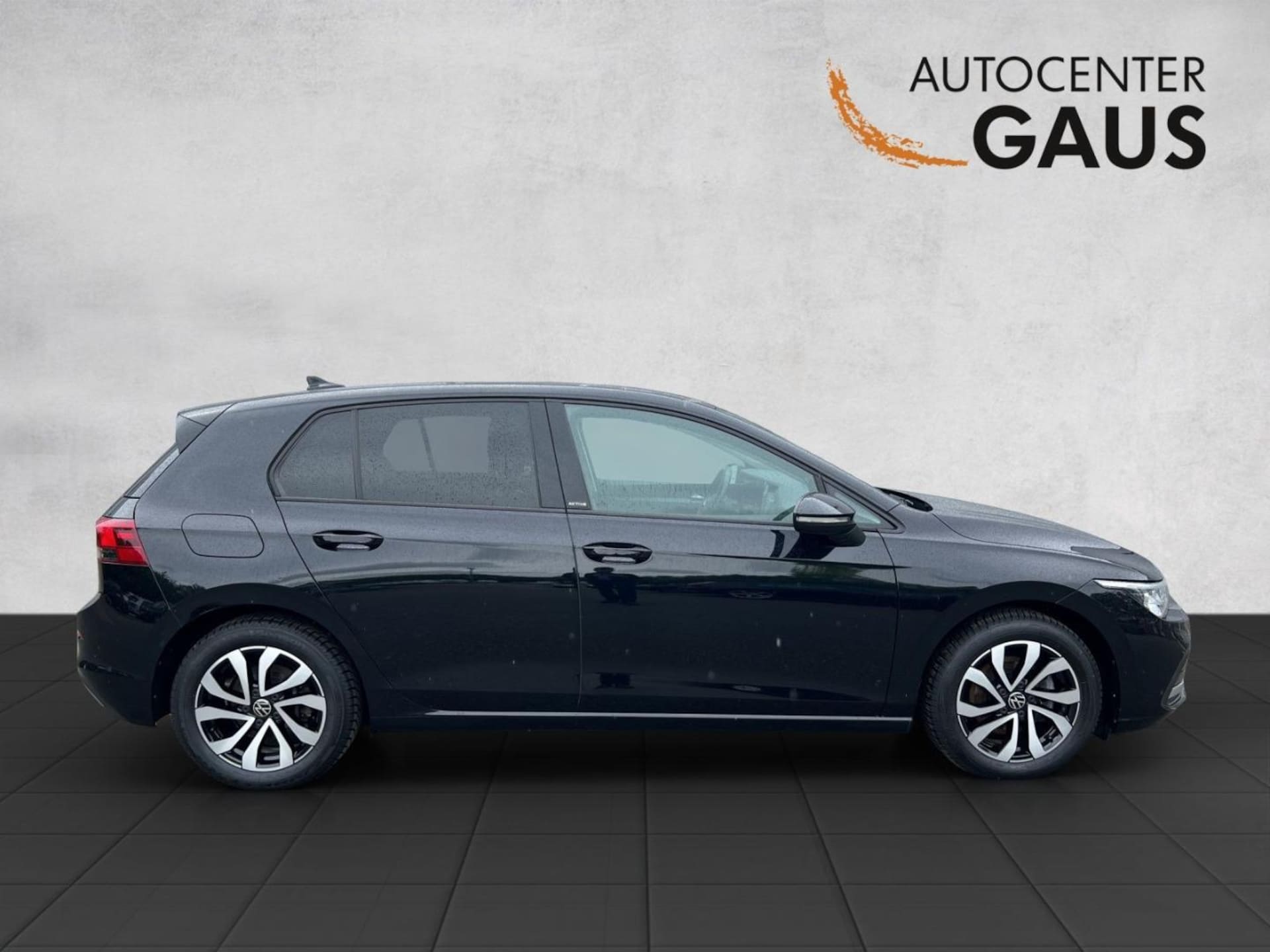 Volkswagen Golf Active