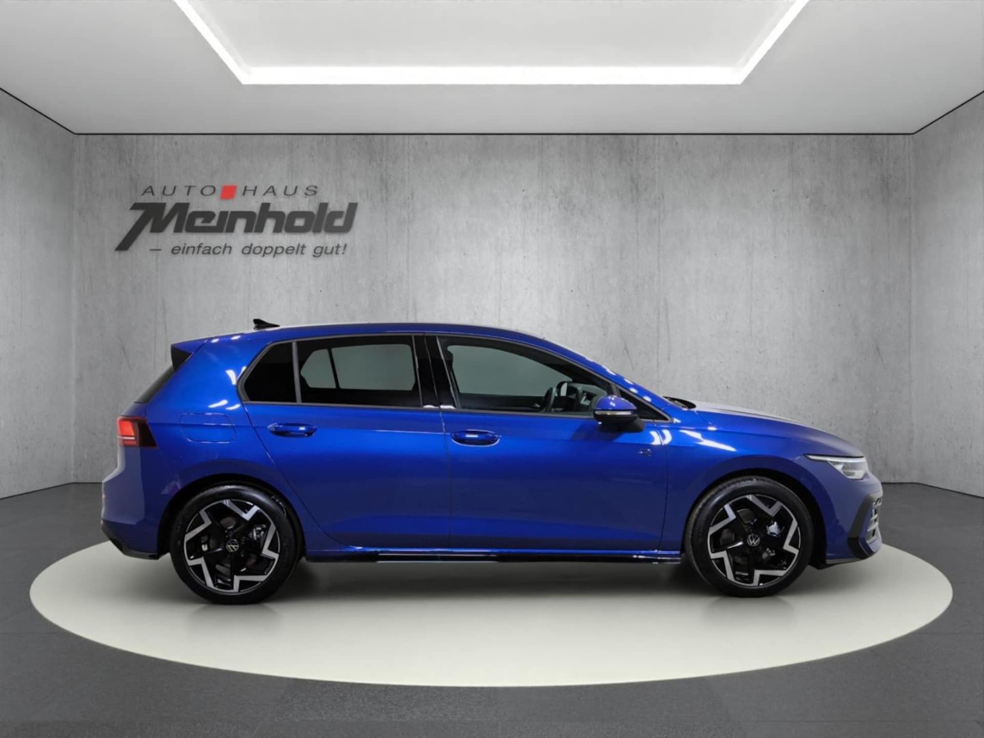 Volkswagen Golf R-Line