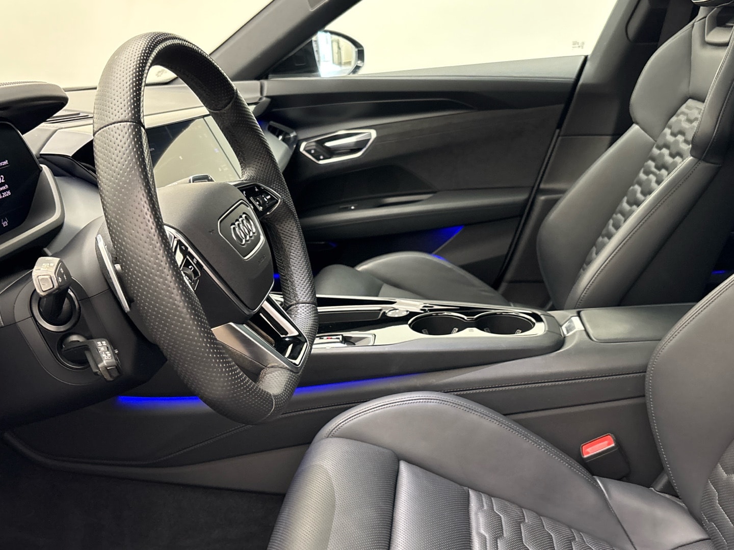 Bild über Audi e-tron GT e-tron quattro - für weitere Informationen kontaktieren Sie den Audi Partner