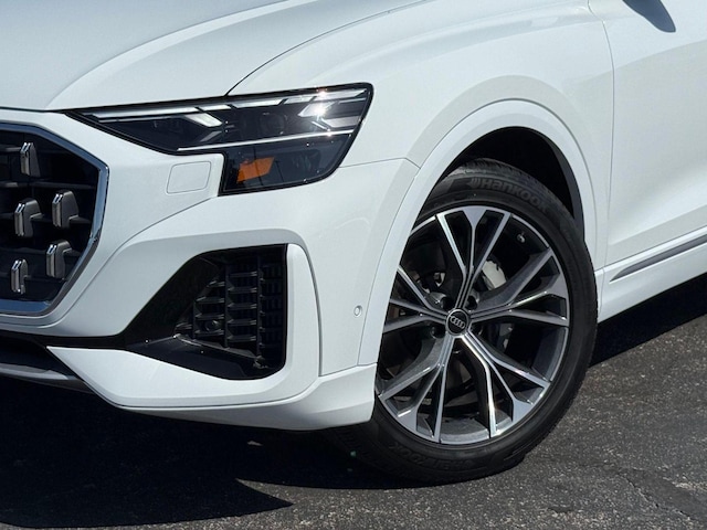 2026 Audi Q8