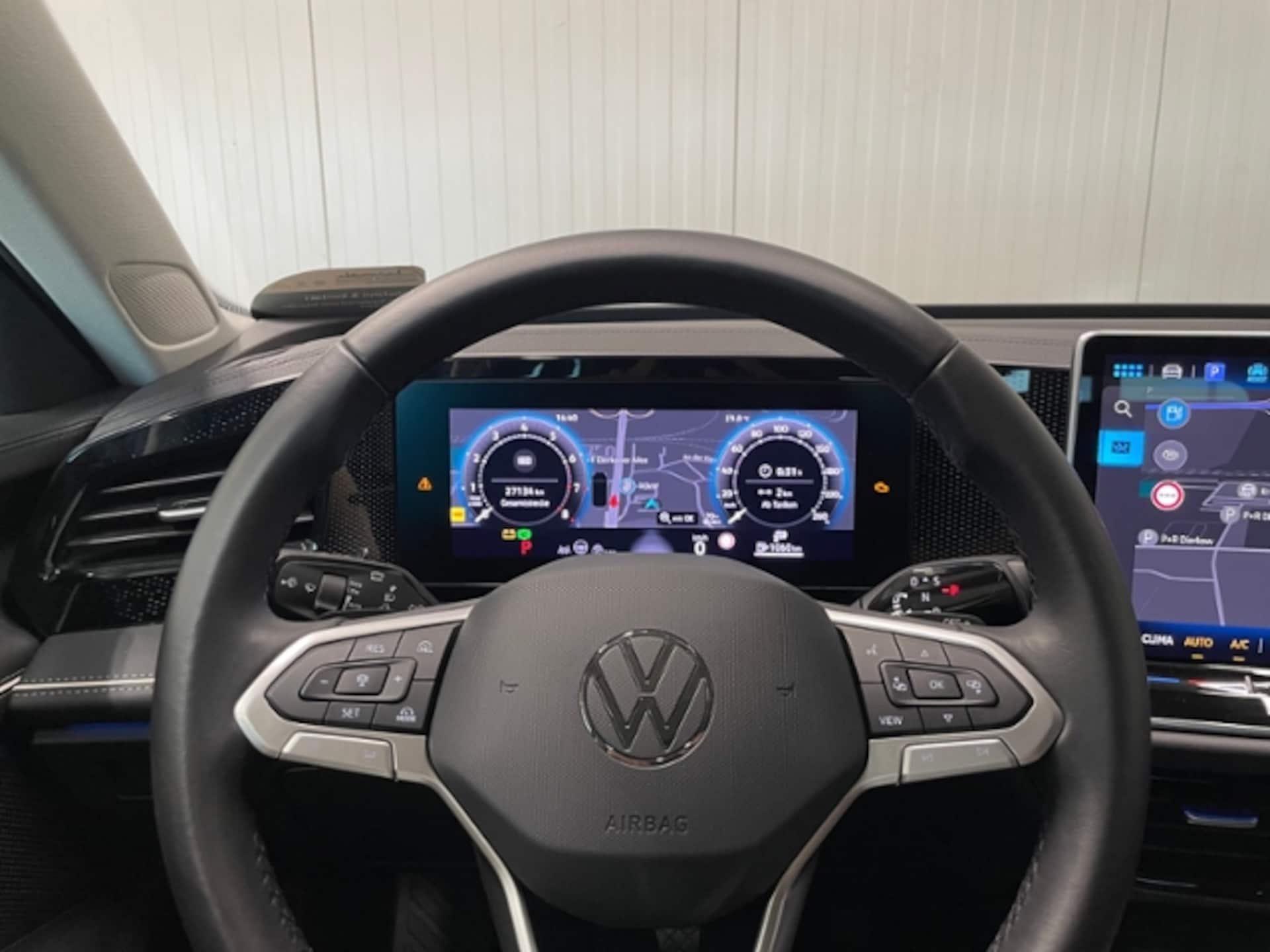 Volkswagen Passat Business