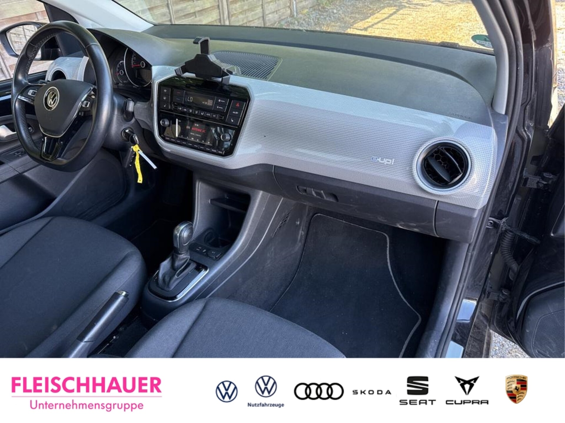 Volkswagen e-up! Style "Plus"