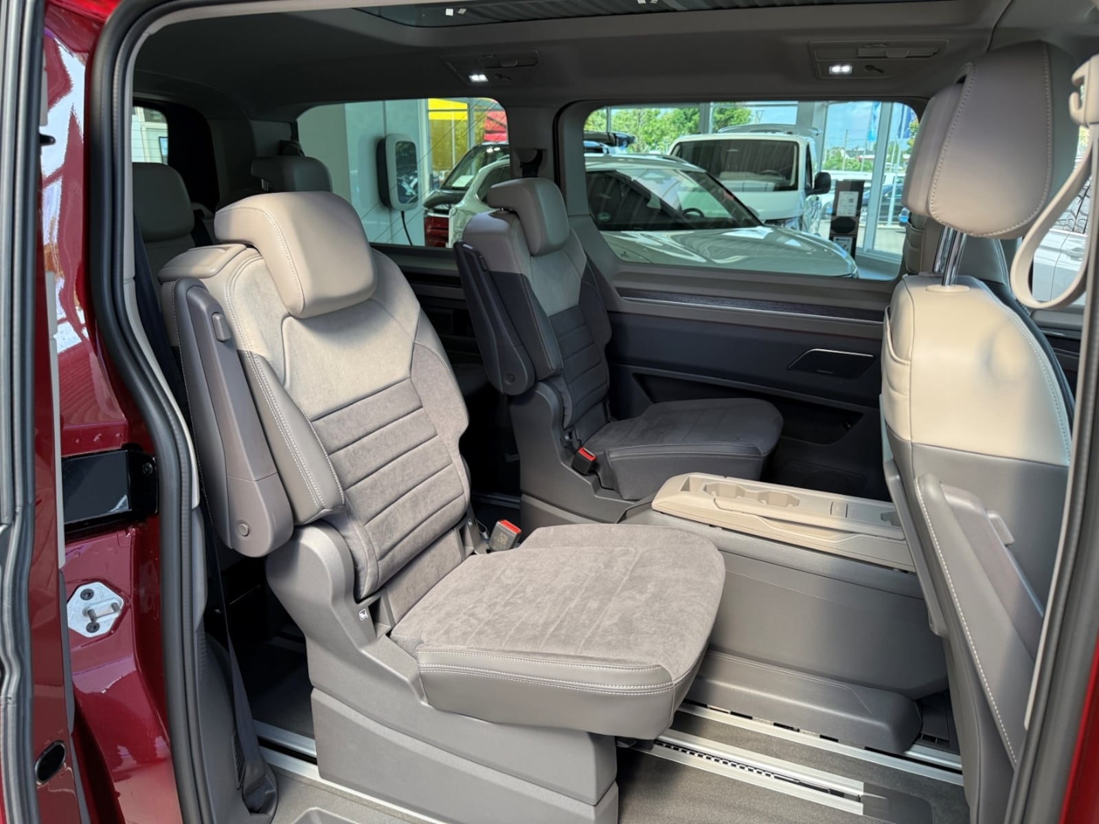 Volkswagen Multivan Langversion – Bild 14