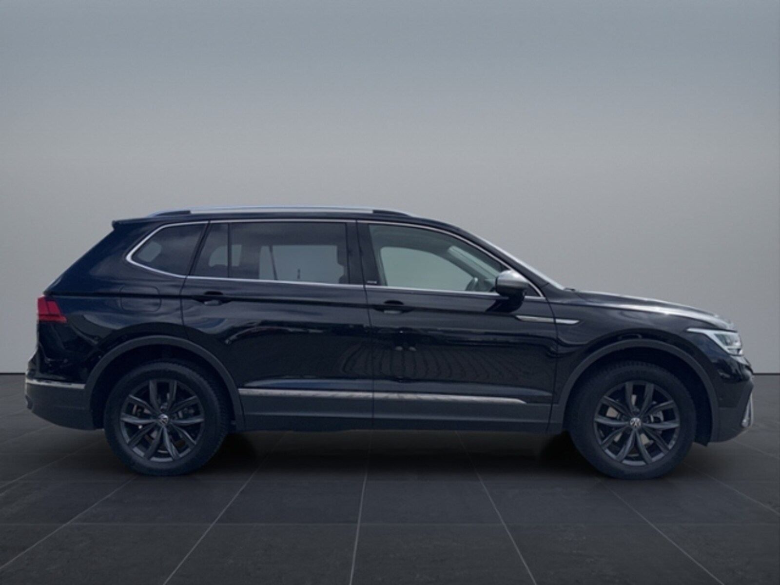 Volkswagen Tiguan Allspace – Bild 8