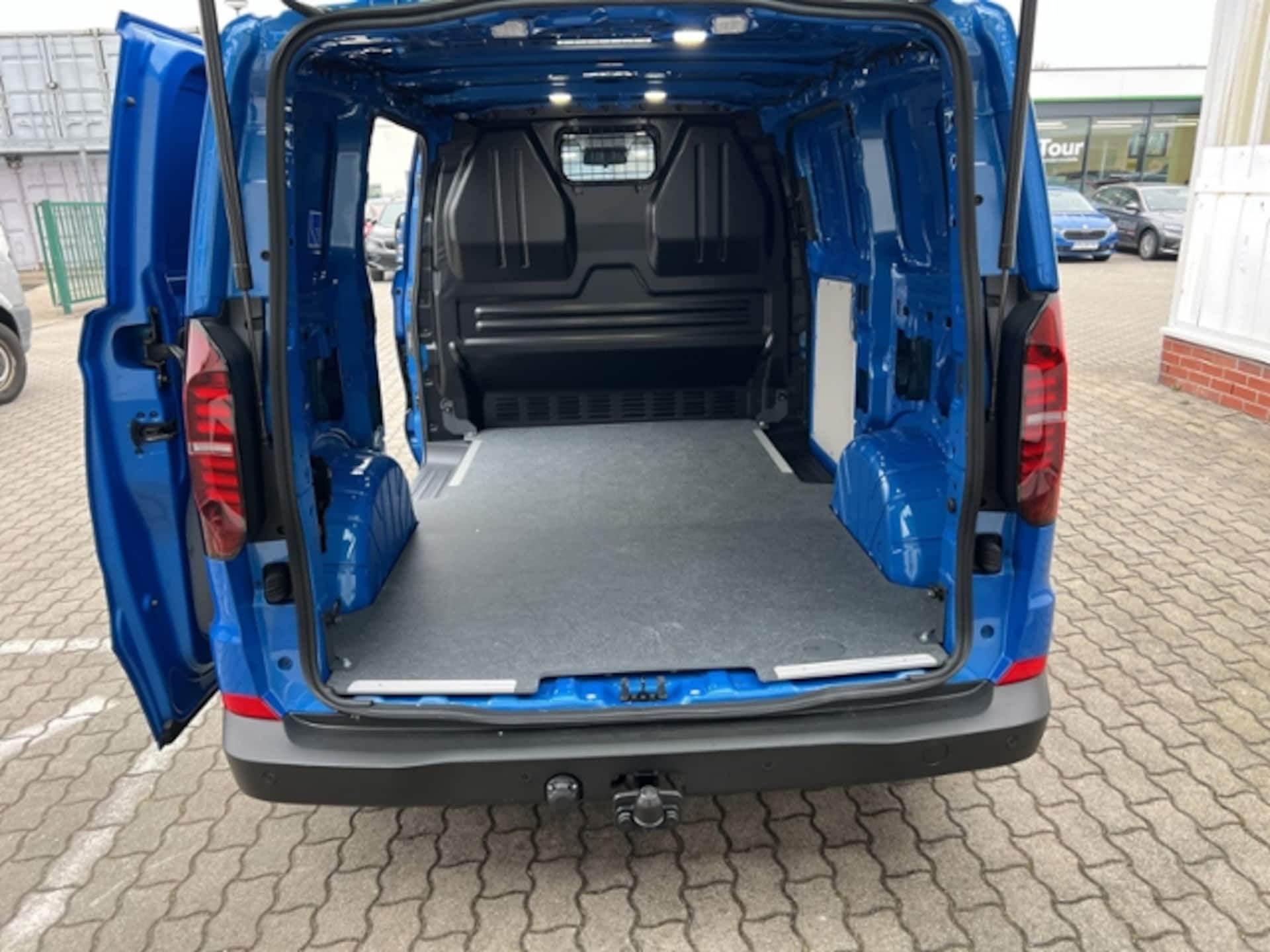 Volkswagen Transporter Kasten kurzer Radstand