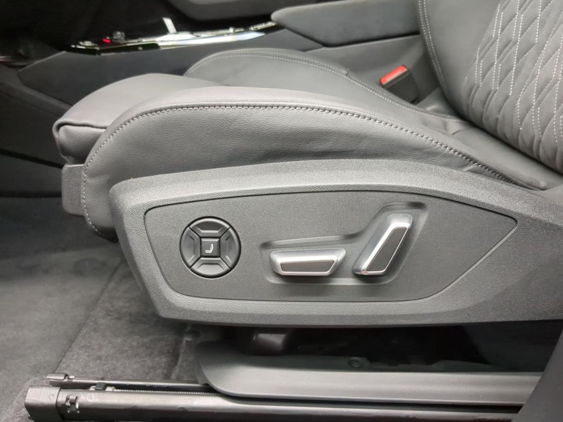 Audi Q6 SUV e-tron