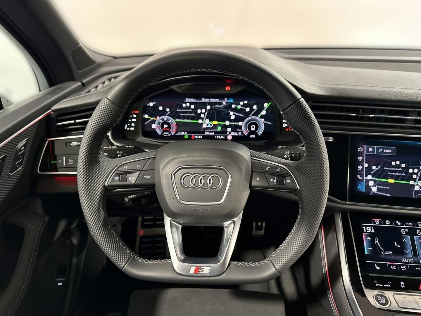 Bild über Audi Q7 SUV TDI quattro 210 kW tiptronic - für weitere Informationen kontaktieren Sie den Audi Partner