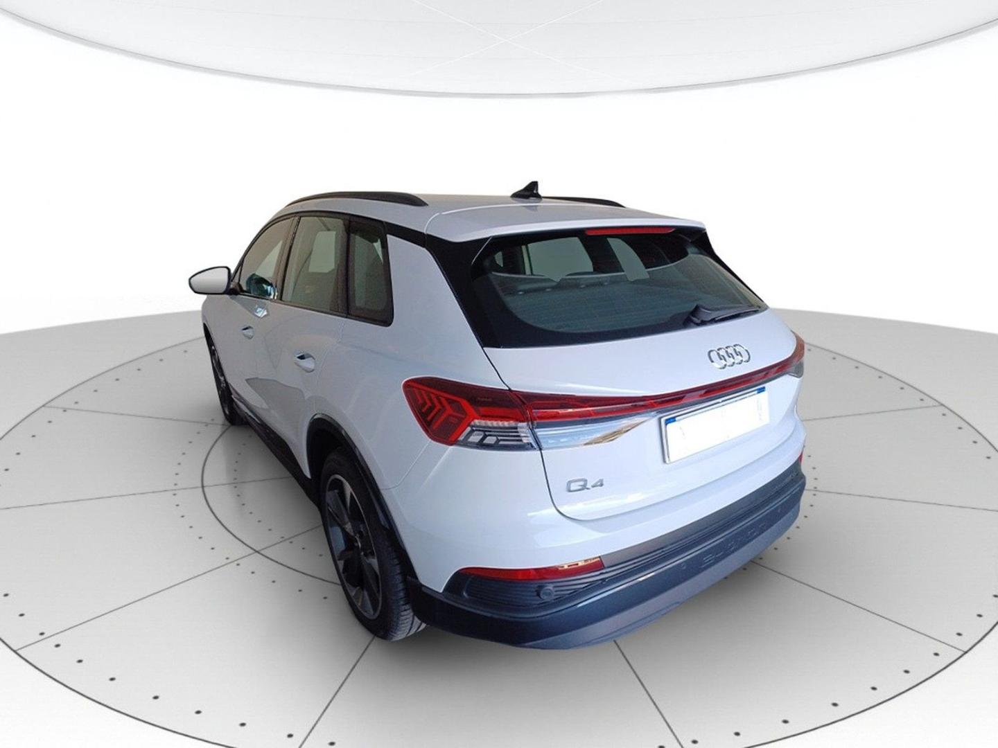 Immagine di Audi Q4 e-tron Business Advanced 40 e-tron 150,00 kW - Vista: for more details contact your dealer