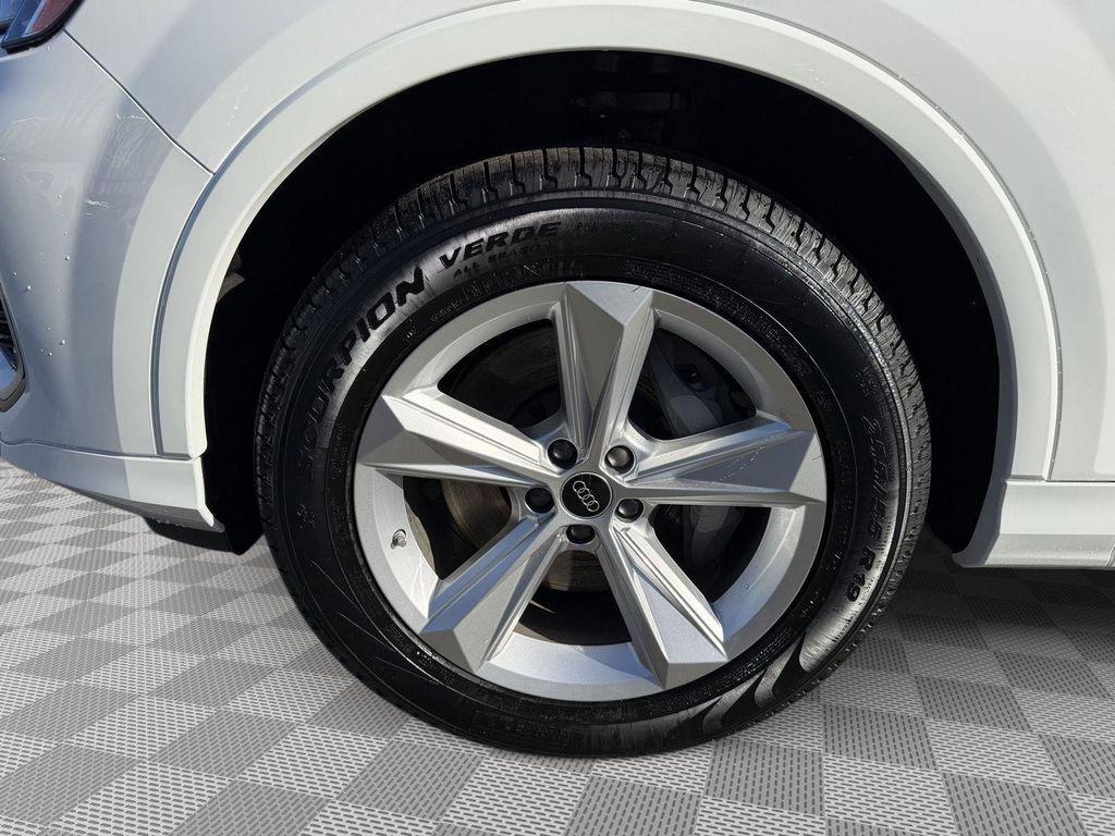 2026 Audi Q7 Premium - Photo 8