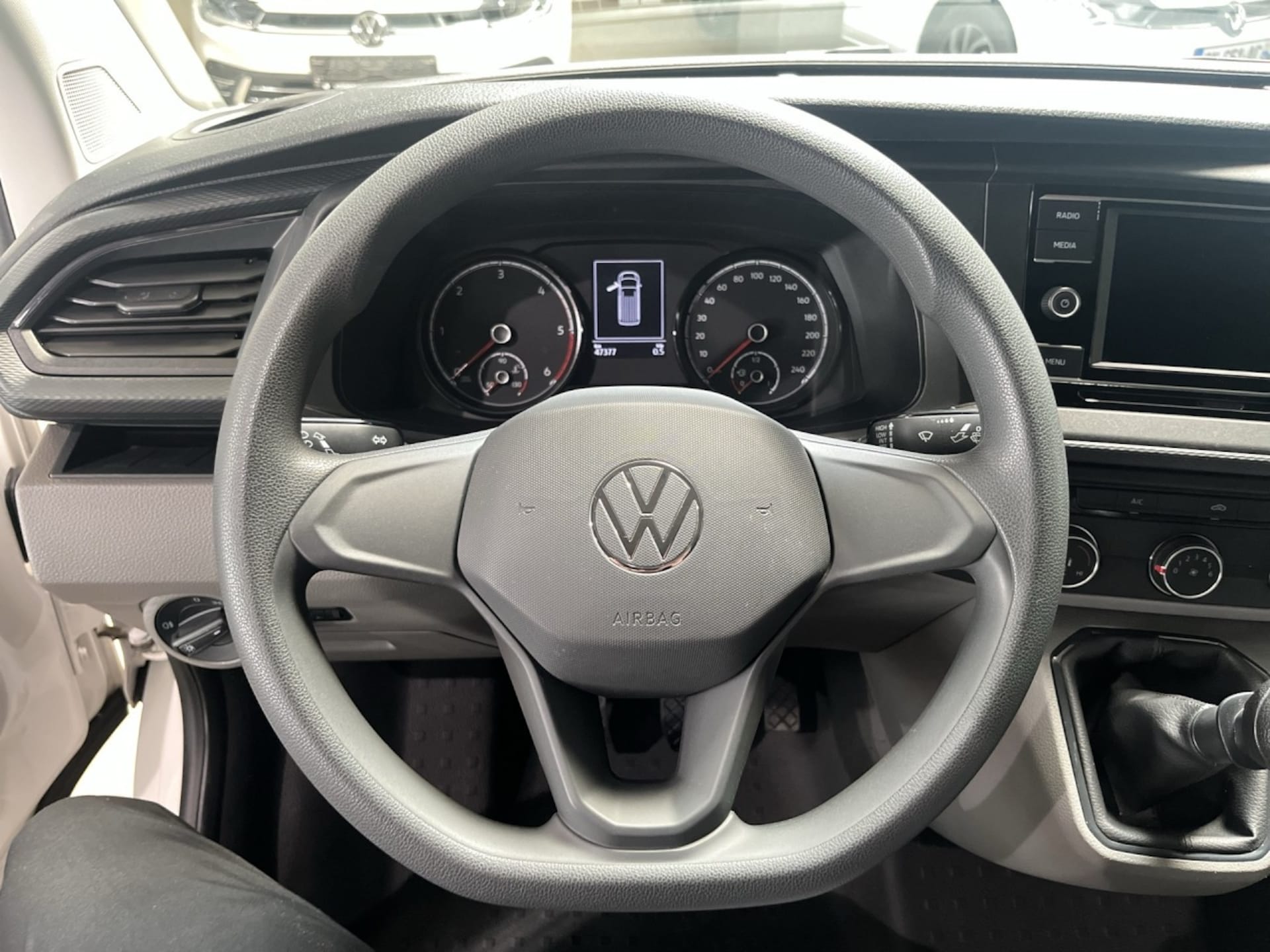 Volkswagen T6.1 Transporter Kasten langer Radstand