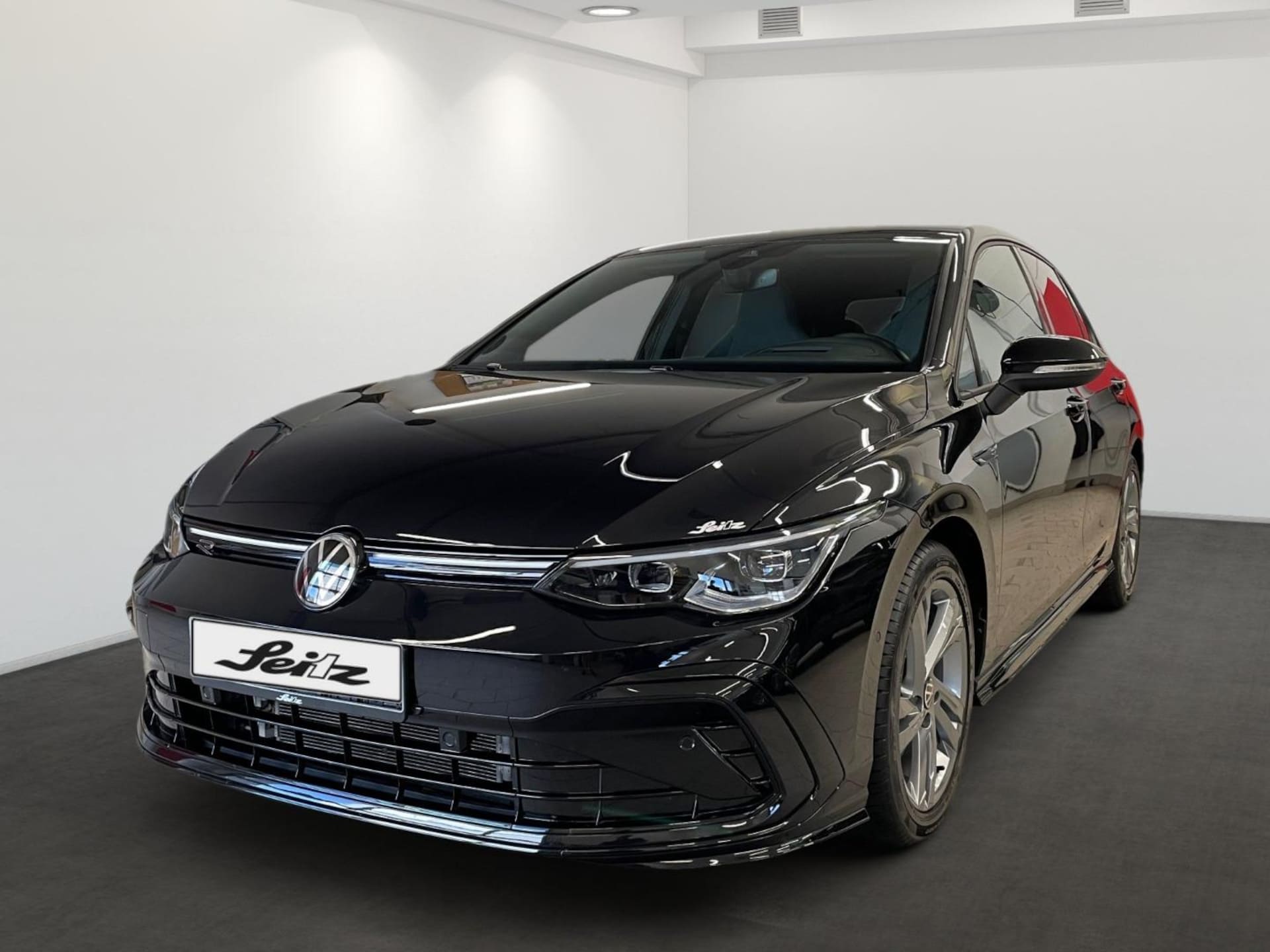 Volkswagen Golf R-Line