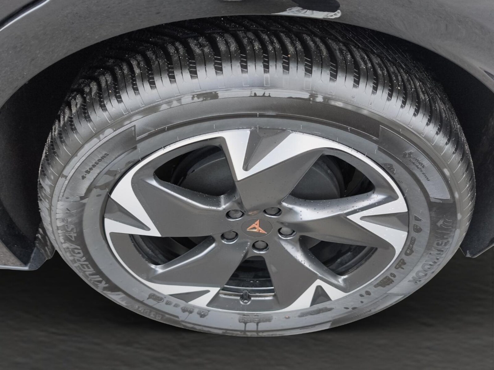 CUPRA Tavascan – Bild 9
