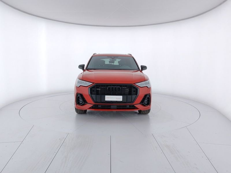 Image about Audi Q3 S line edition 40 TDI quattro 142 kW (193 CV) S tronic