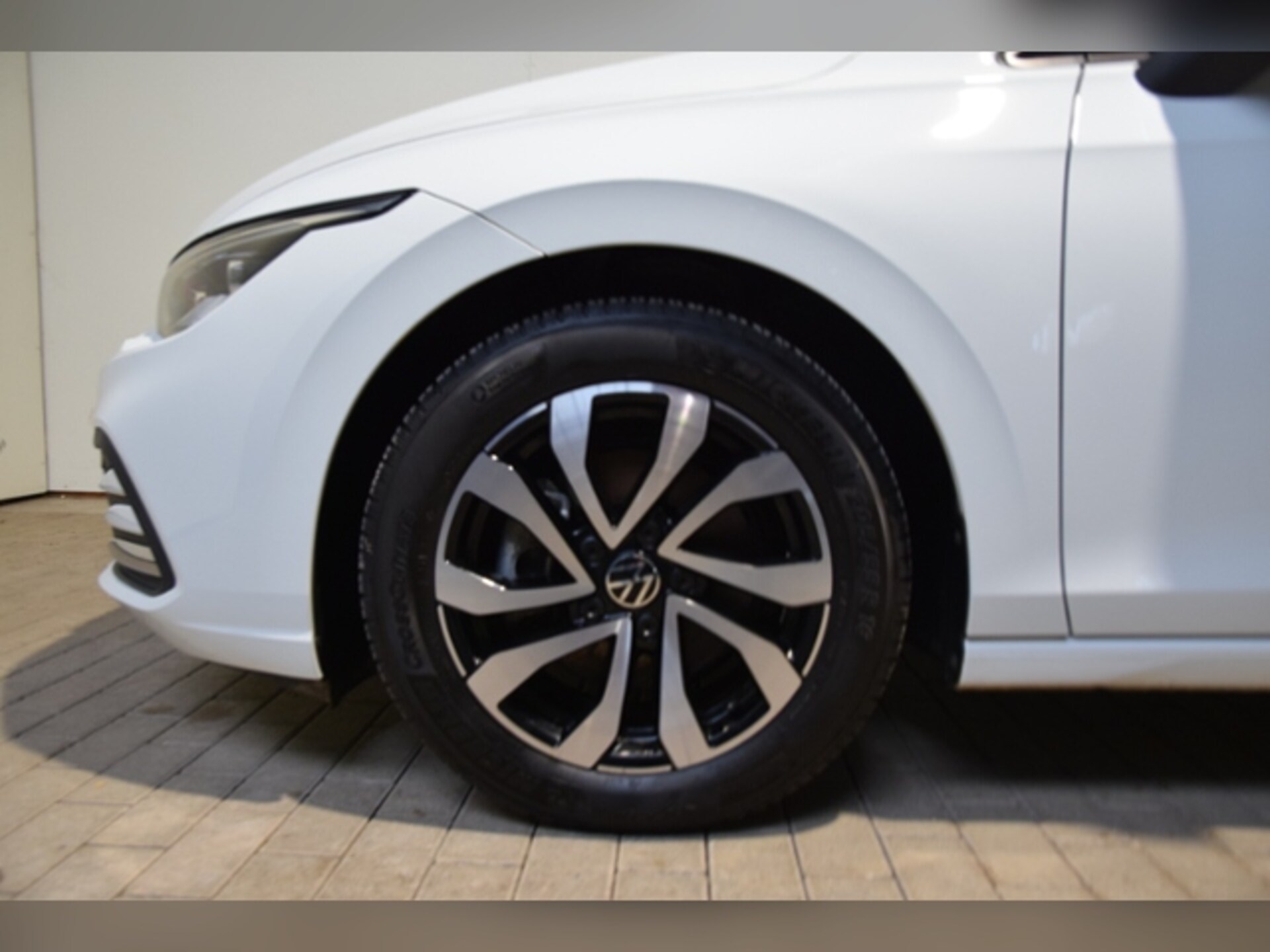 Volkswagen Golf Active