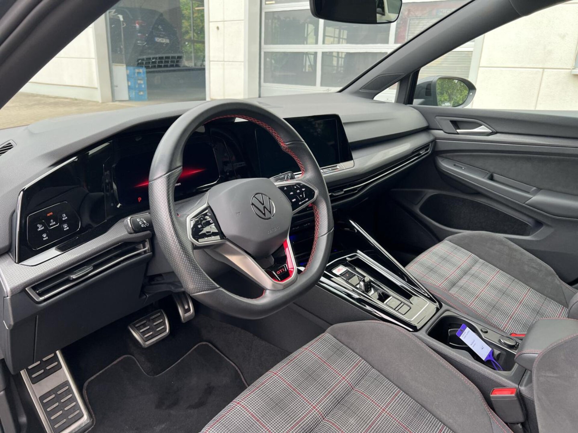 Volkswagen Golf GTI