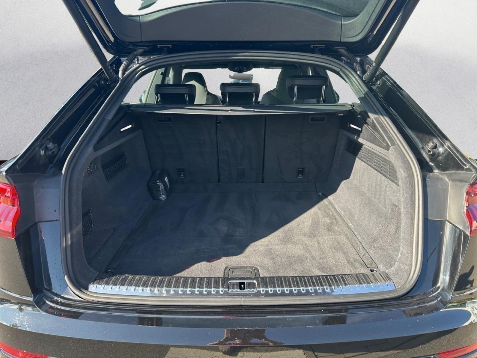 Audi Q8 SUV