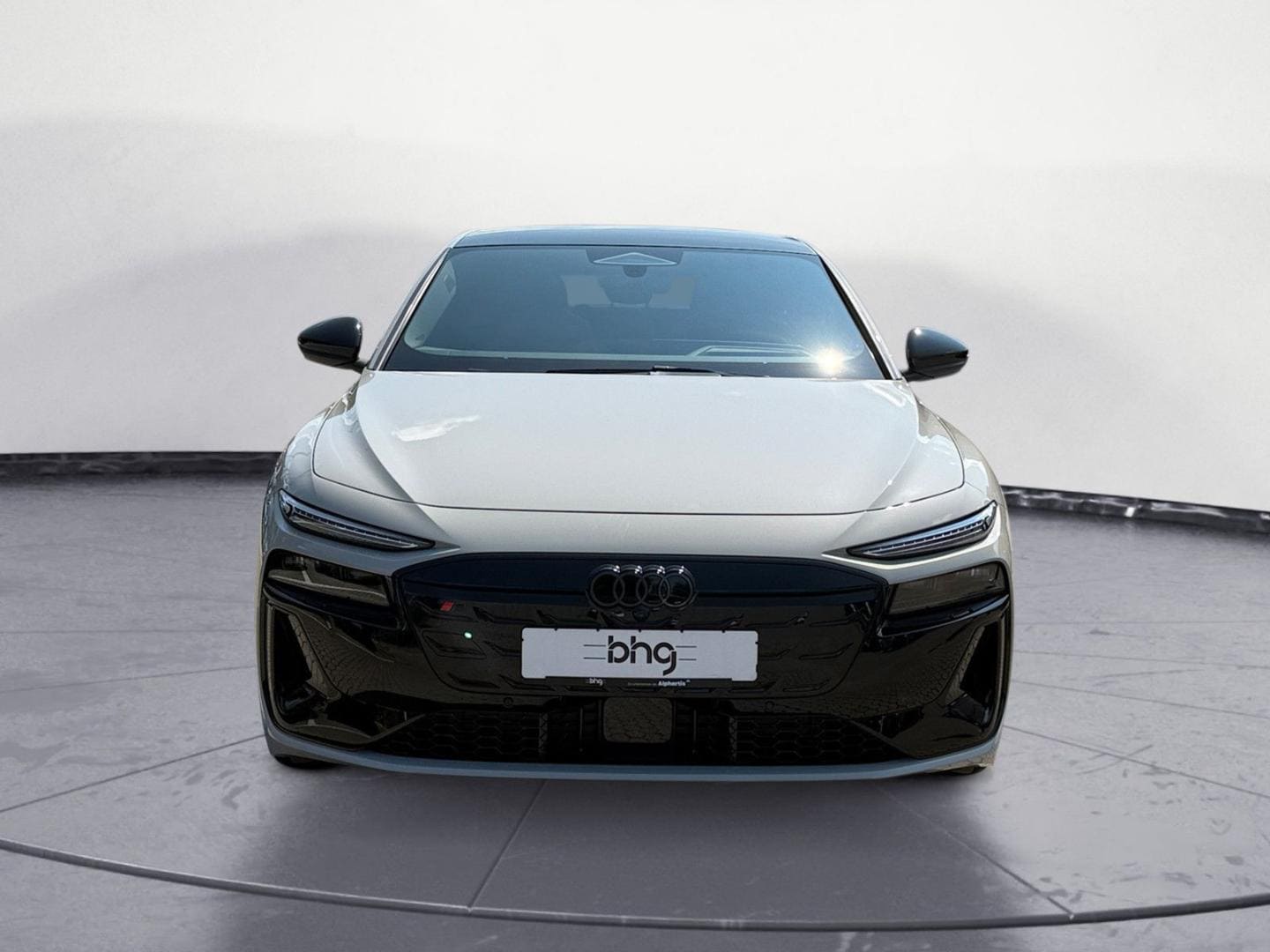 Bild über Audi S6 Sportback e-tron e-tron quattro 370 kW - für weitere Informationen kontaktieren Sie den Audi Partner