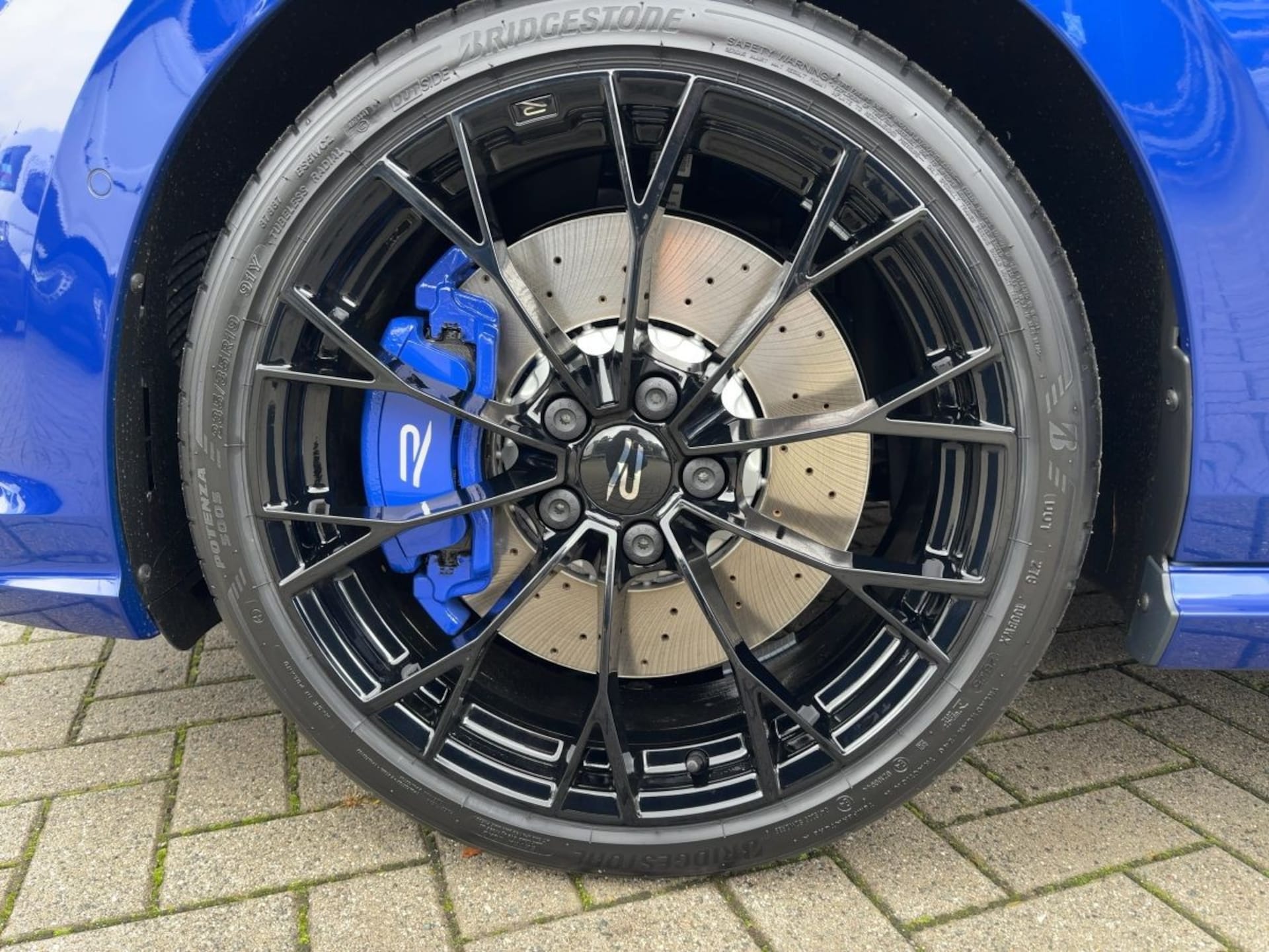 Volkswagen Golf Variant R