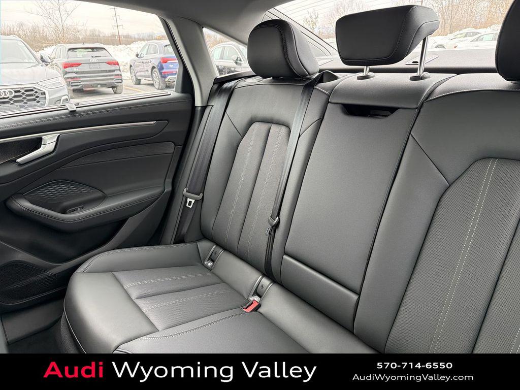 2026 Audi A6 Premium Plus - Photo 32