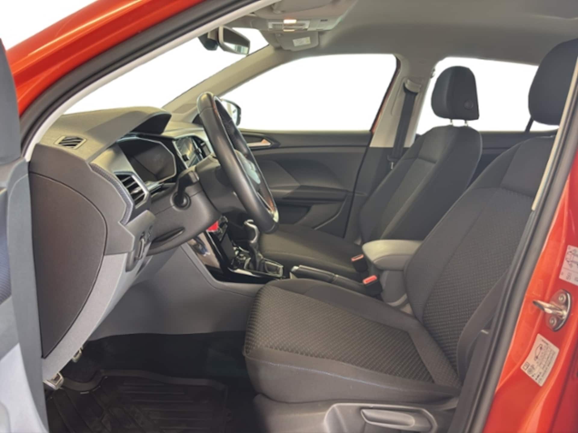 Volkswagen T-Cross United