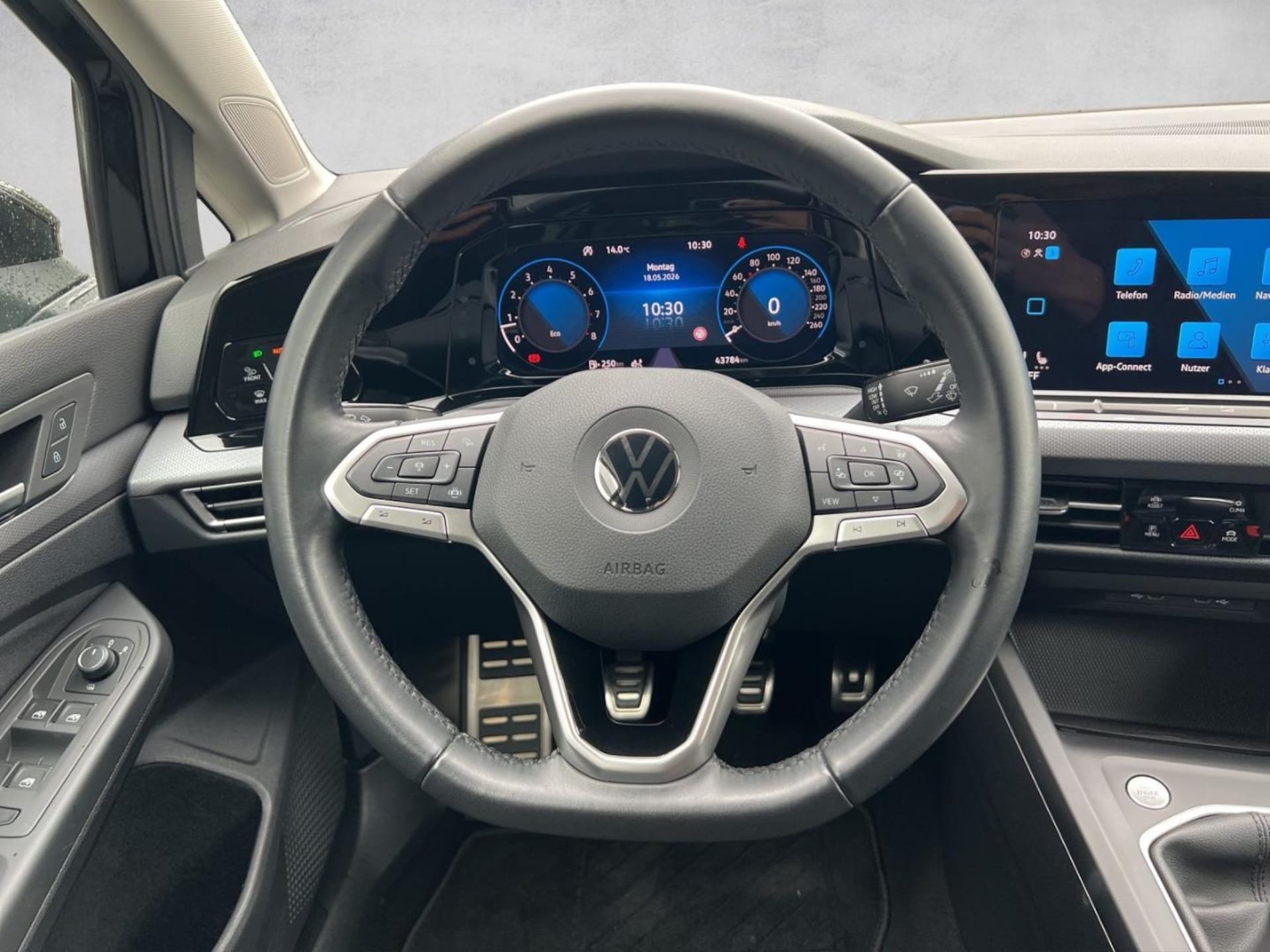 Volkswagen Golf Active