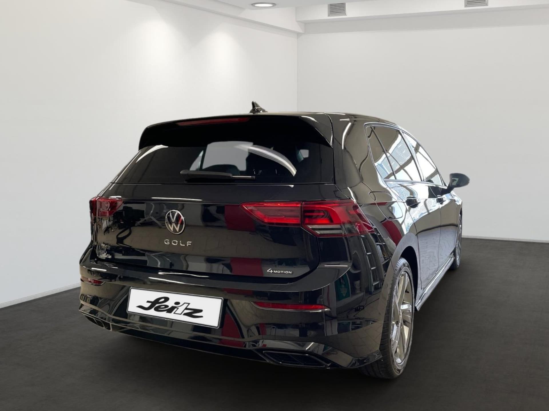 Volkswagen Golf R-Line