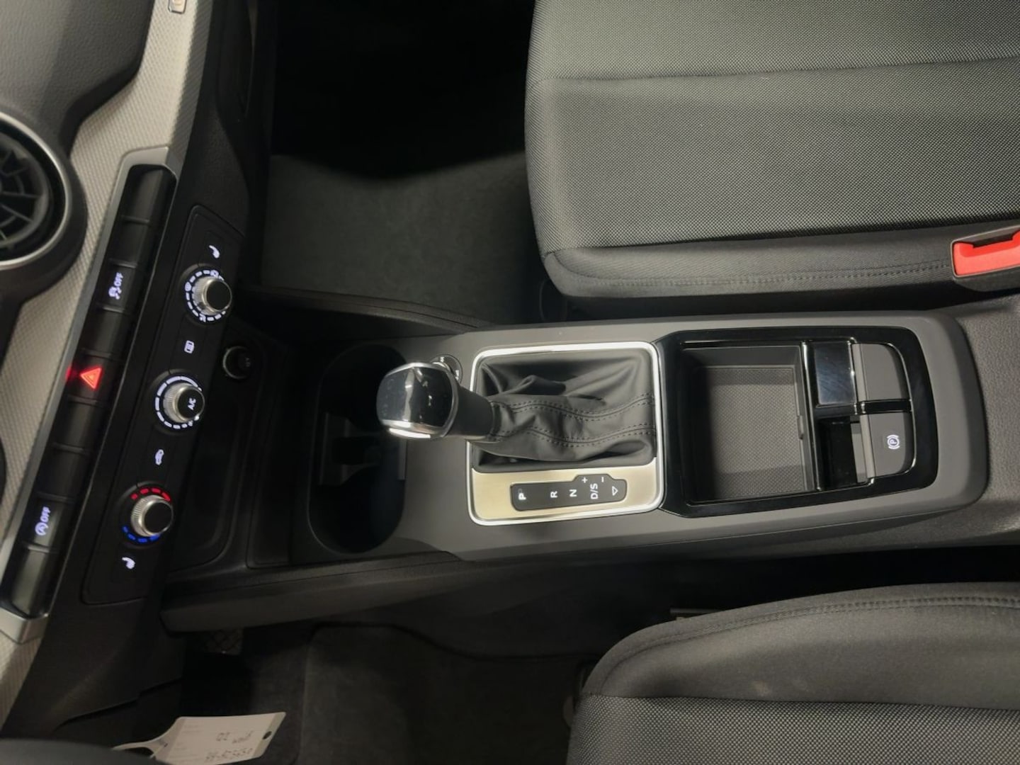 Bild über Audi Q2 35 TFSI S tronic - für weitere Informationen kontaktieren Sie den Audi Partner