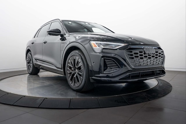 2024 Audi Q8 e-tron