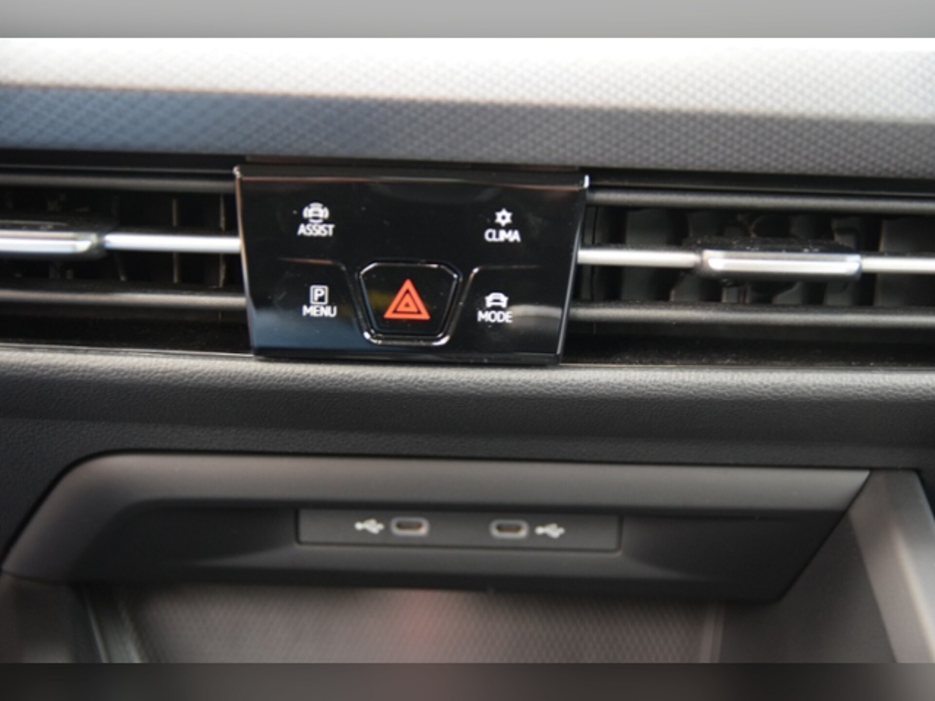 Volkswagen Golf Active