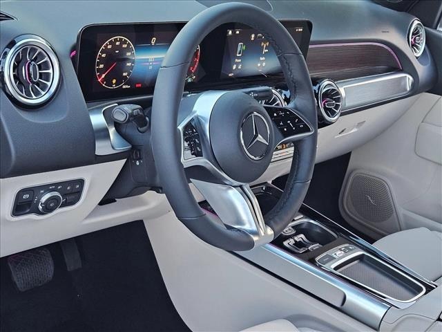 2026 Mercedes-Benz GLB 250